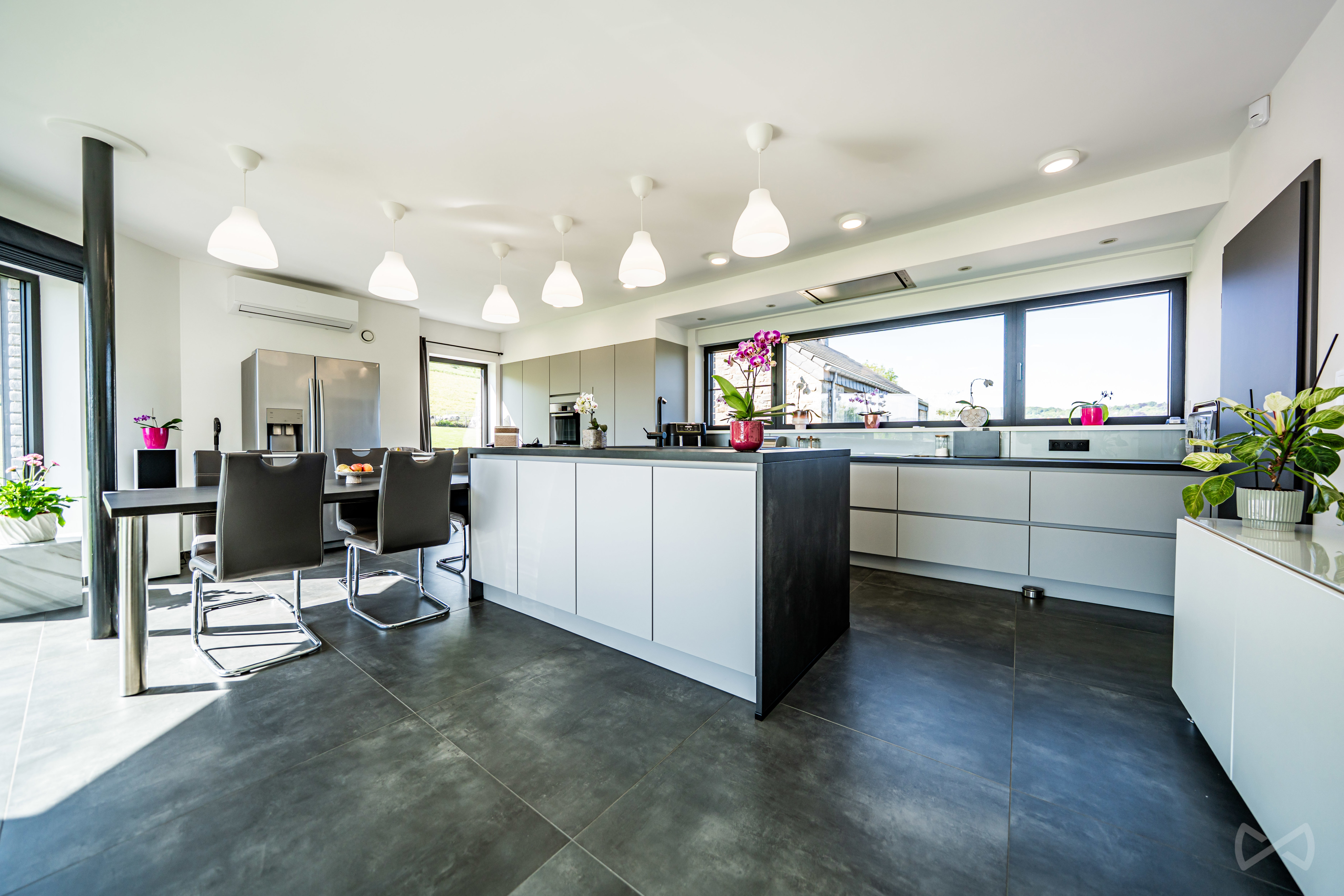 Picture 3 of 4 for Villa with six bedrooms in Trooz
