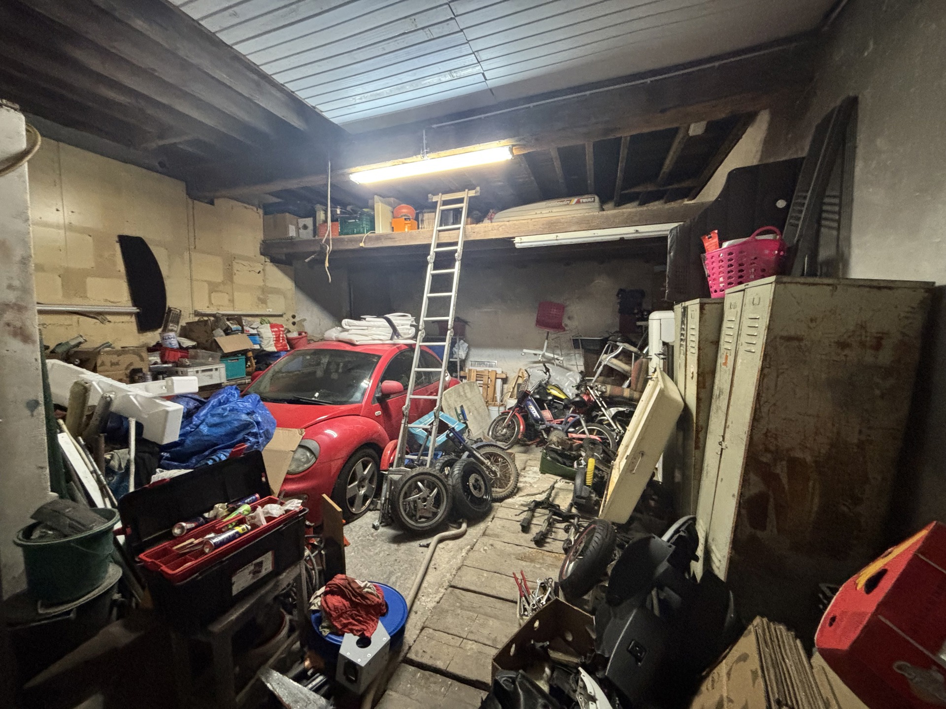 Picture 2 of 3 for Warehouse in Liège