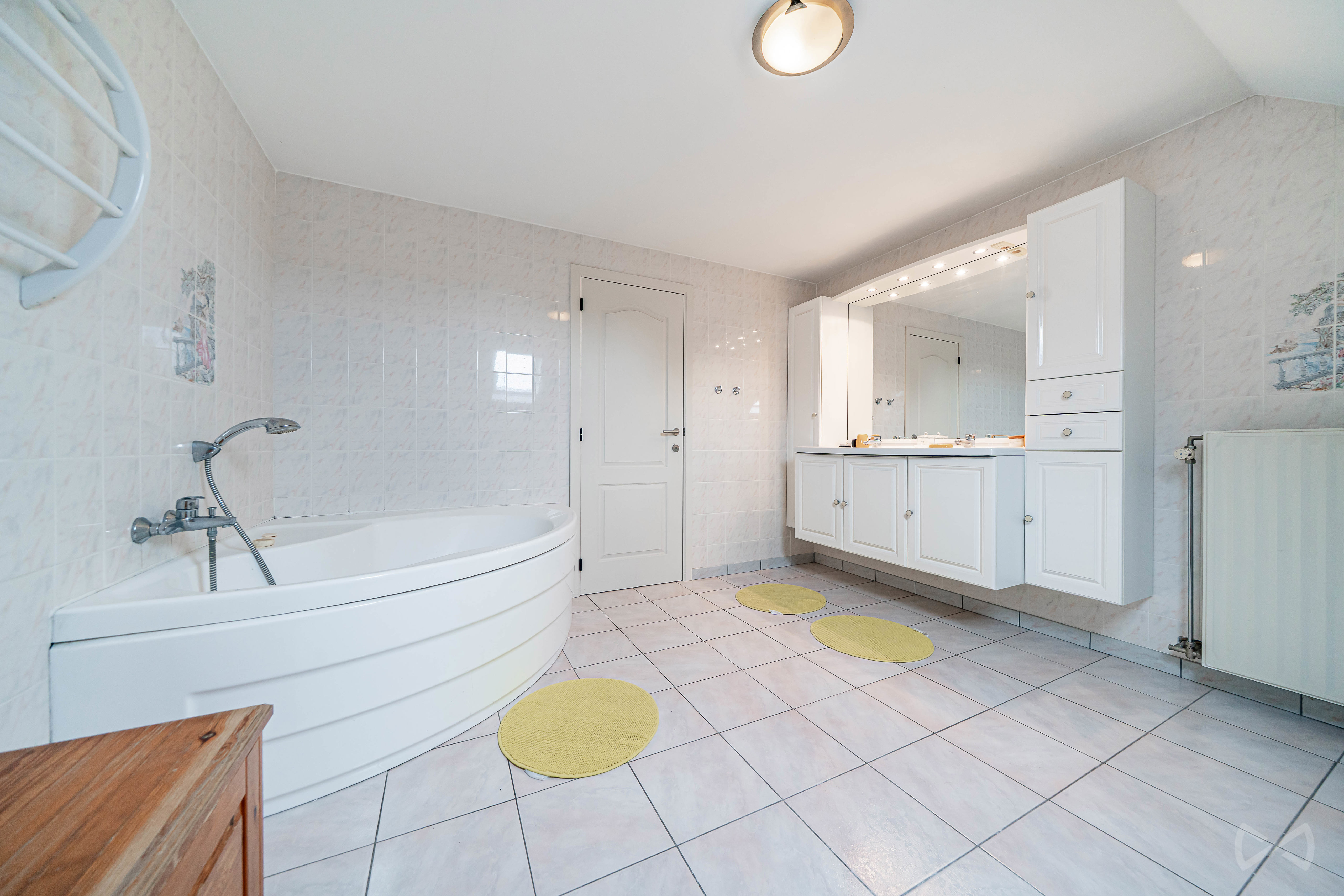 Foto 4 van 4 van Villa met vijf slaapkamers in Neufvilles