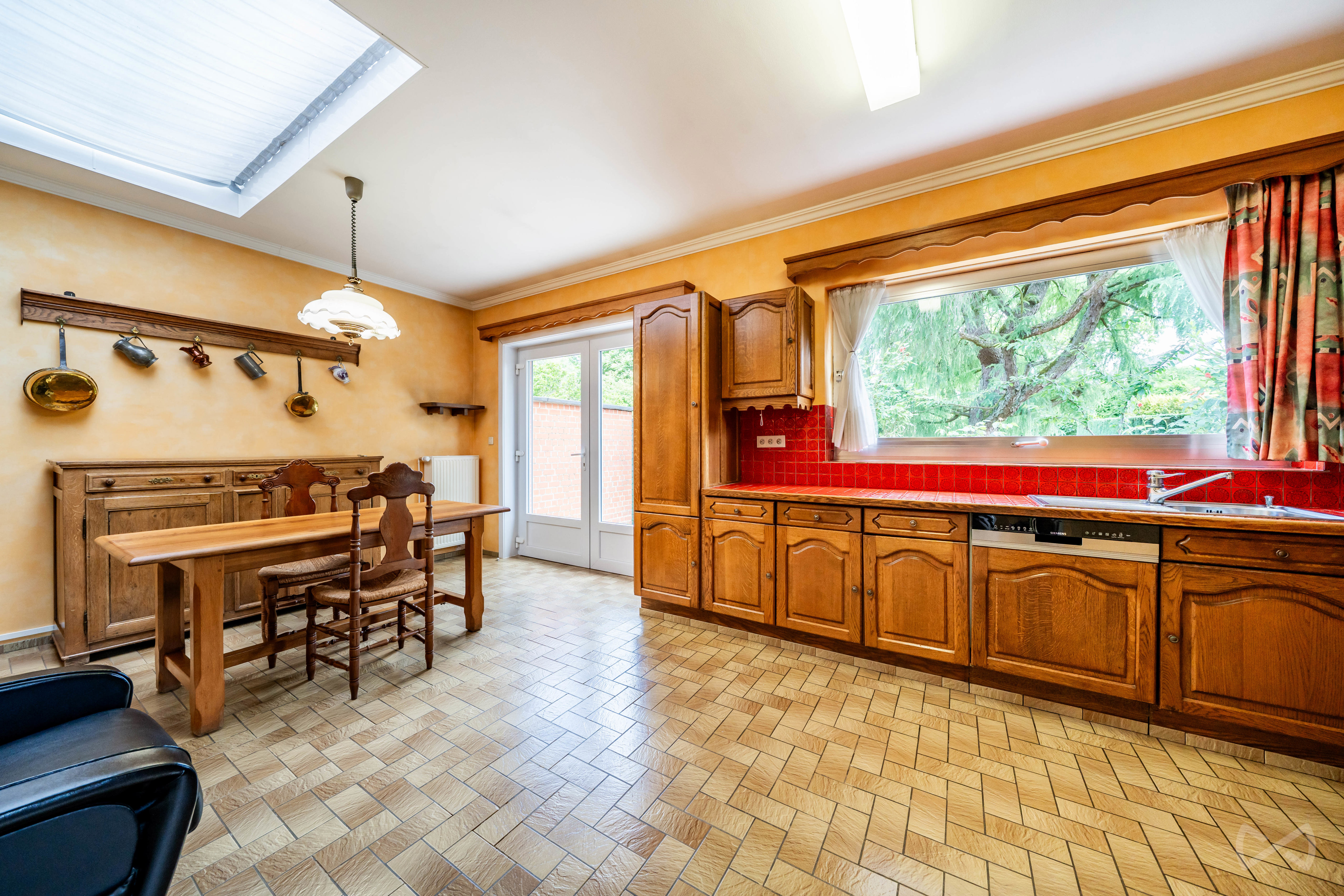 Photo 4 sur 4 pour Maison de trois chambres à Mont-sur-marchienne