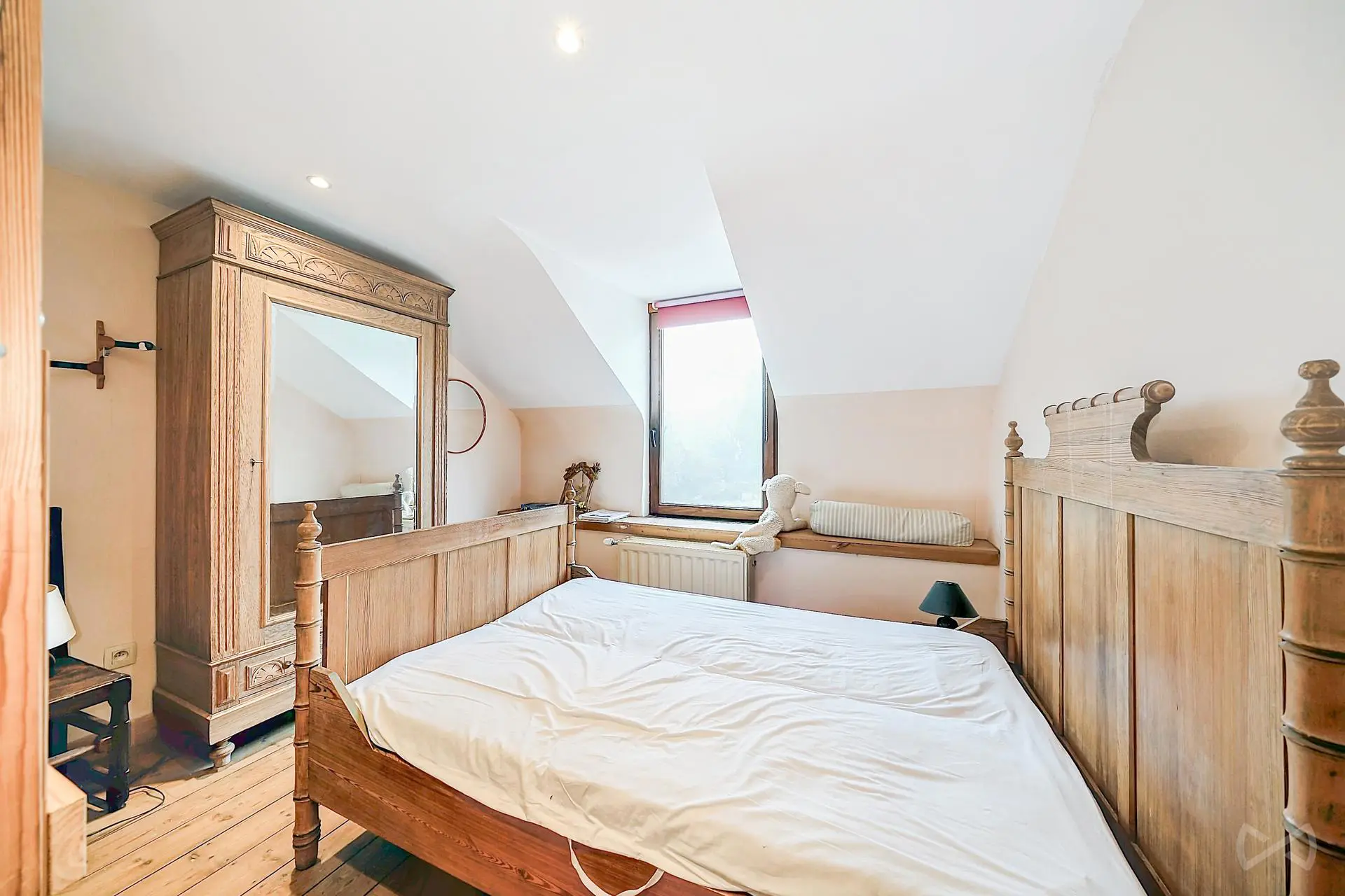 Photo 3 sur 4 pour Maison de six chambres à Momignies