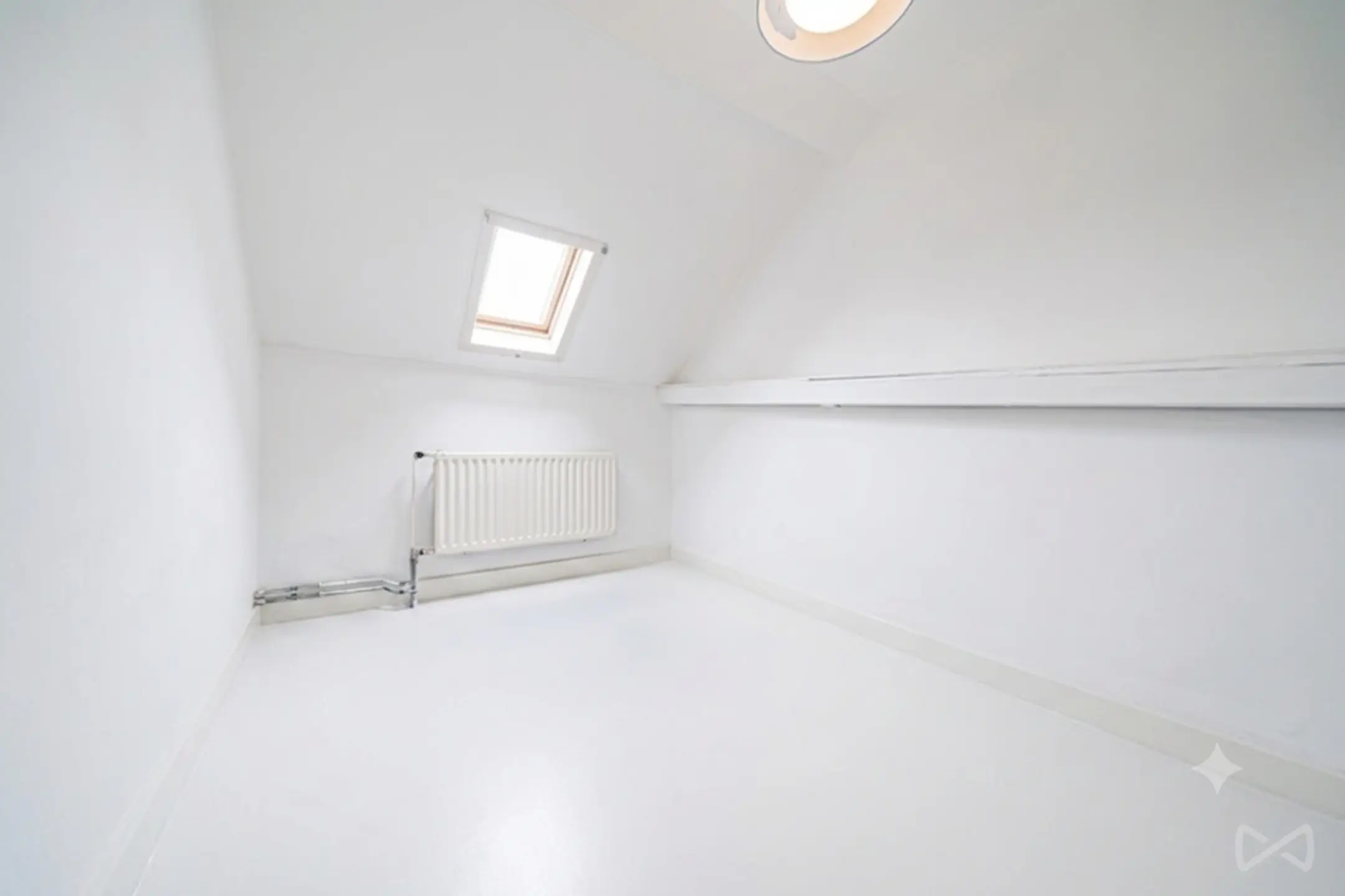 Picture 2 of 4 for House with eight bedrooms in Schaerbeek