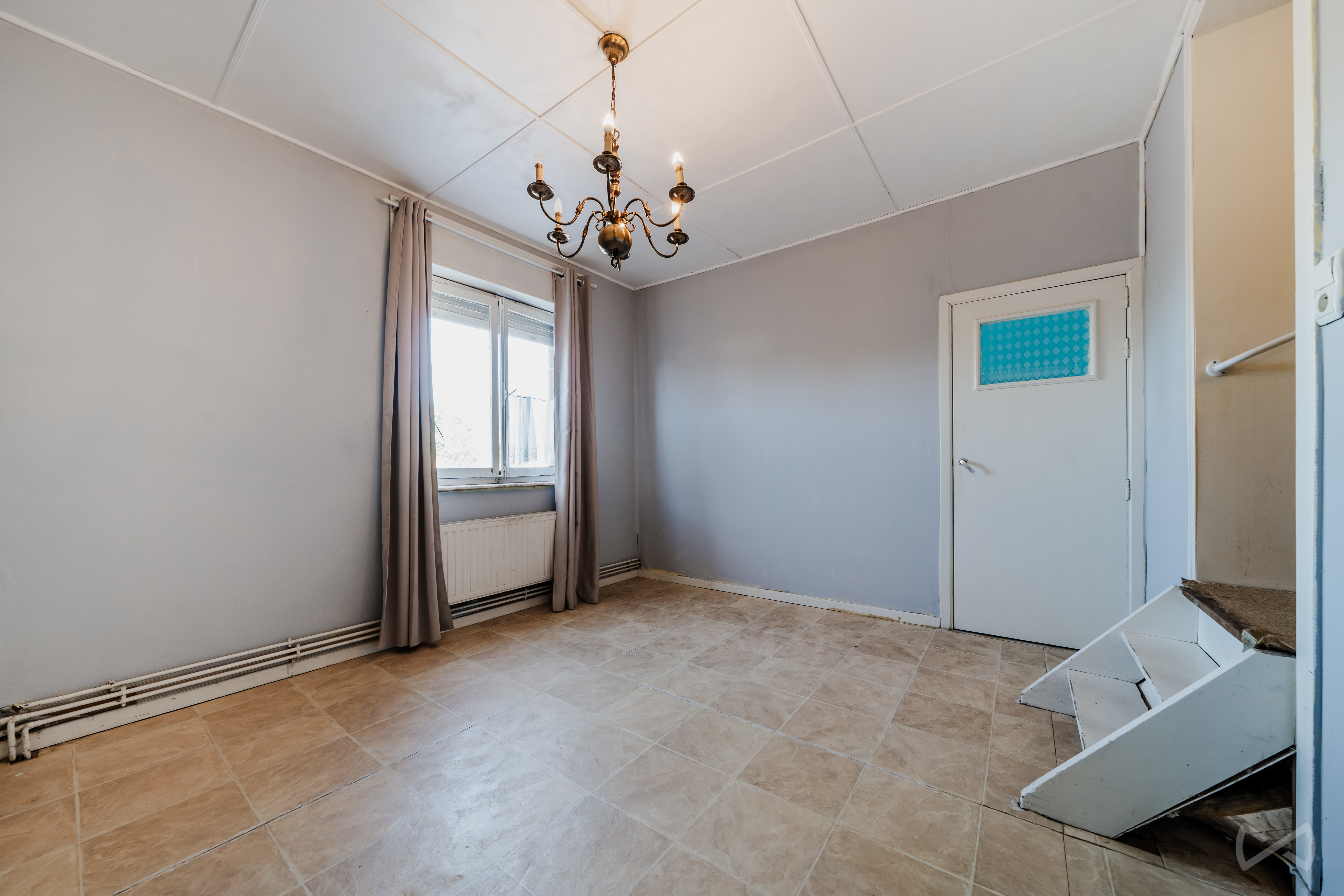 Photo 3 sur 4 pour Maison de trois chambres à Isières