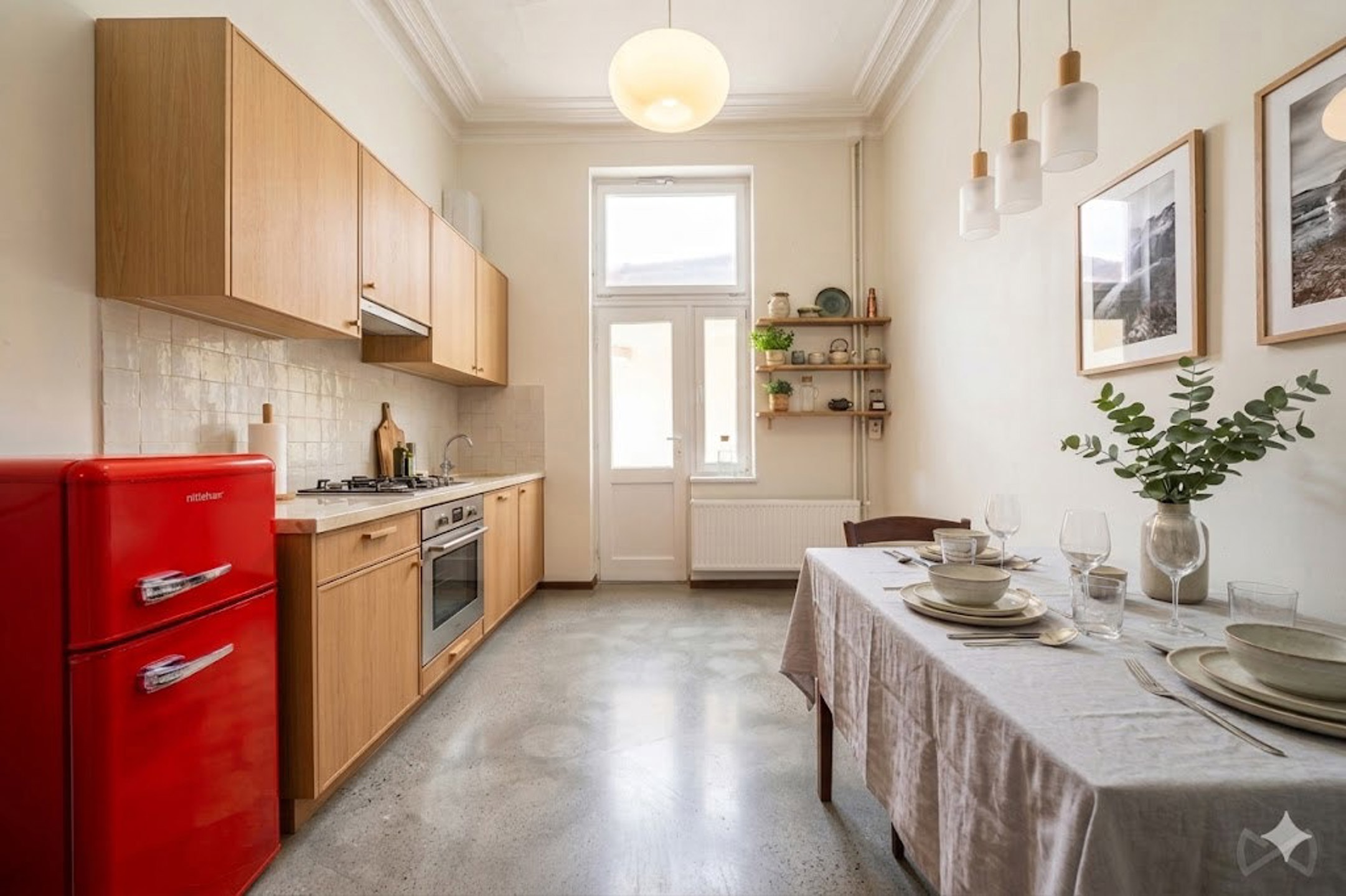 Picture 2 of 4 for House with six bedrooms in Molenbeek-saint-jean