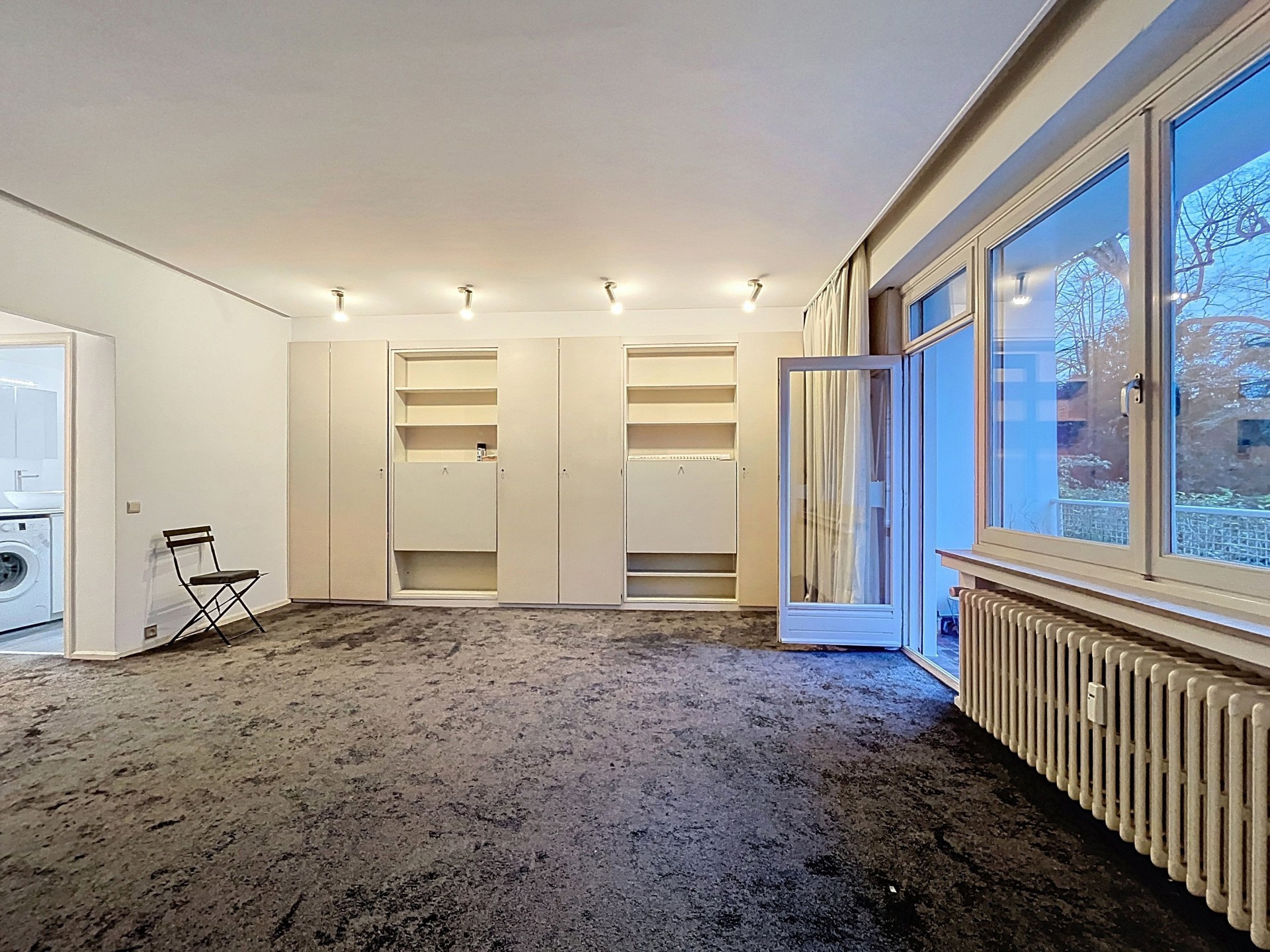 Picture 1 of 5 for Studio in Uccle