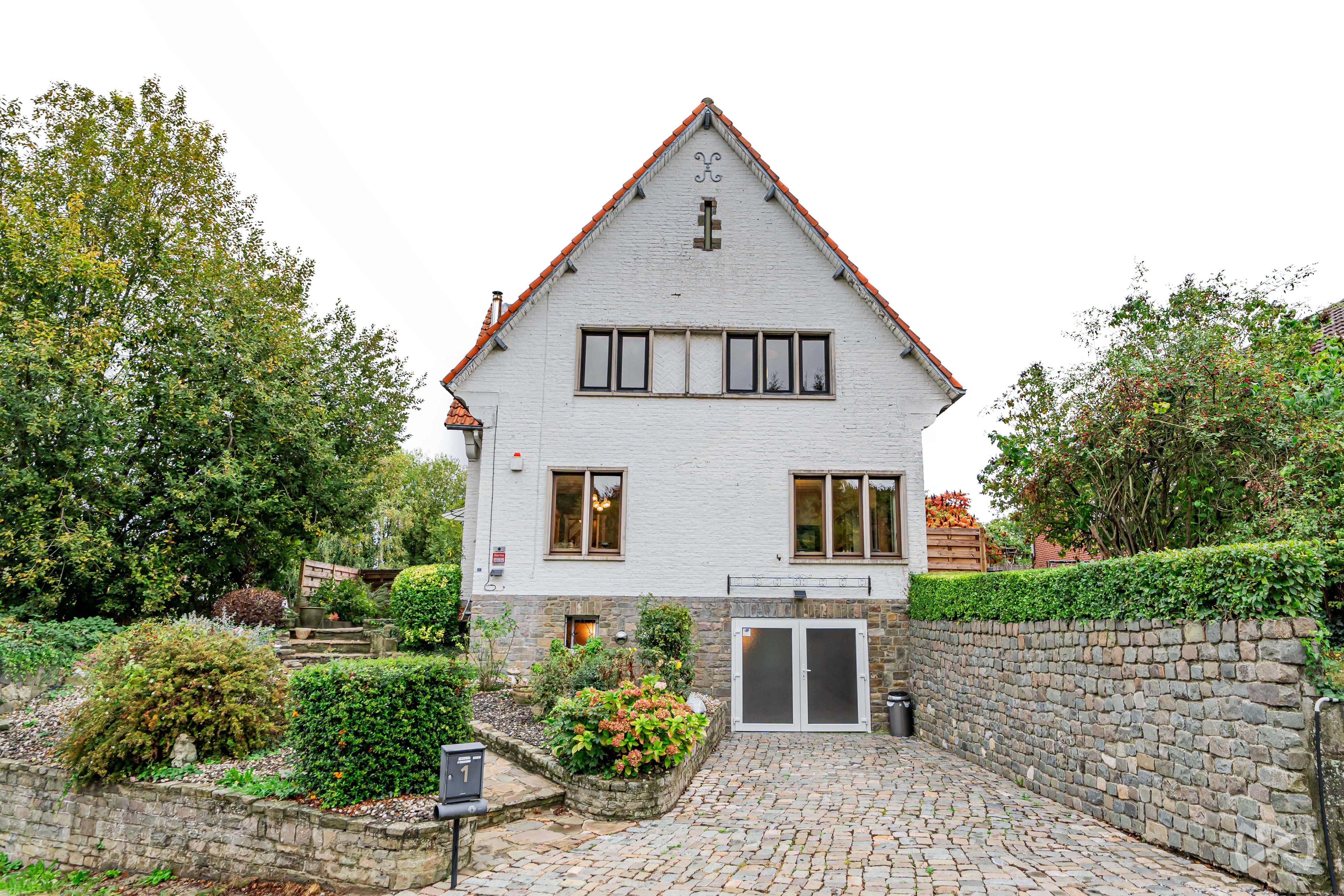 Picture 1 of 4 for House with three bedrooms in Jandrain-jandrenouille