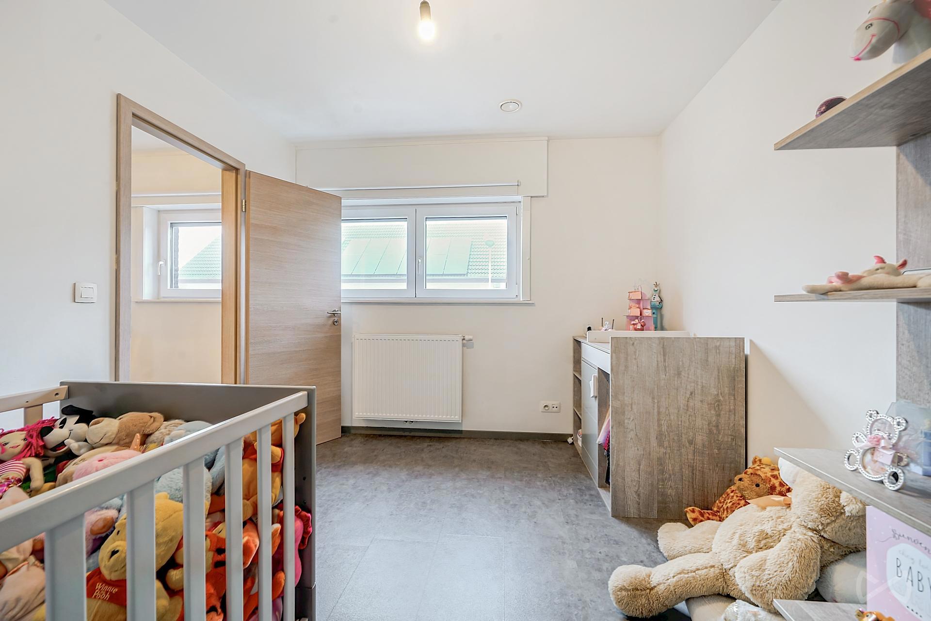 Foto 1 van 4 van Huis met drie slaapkamers in Manage