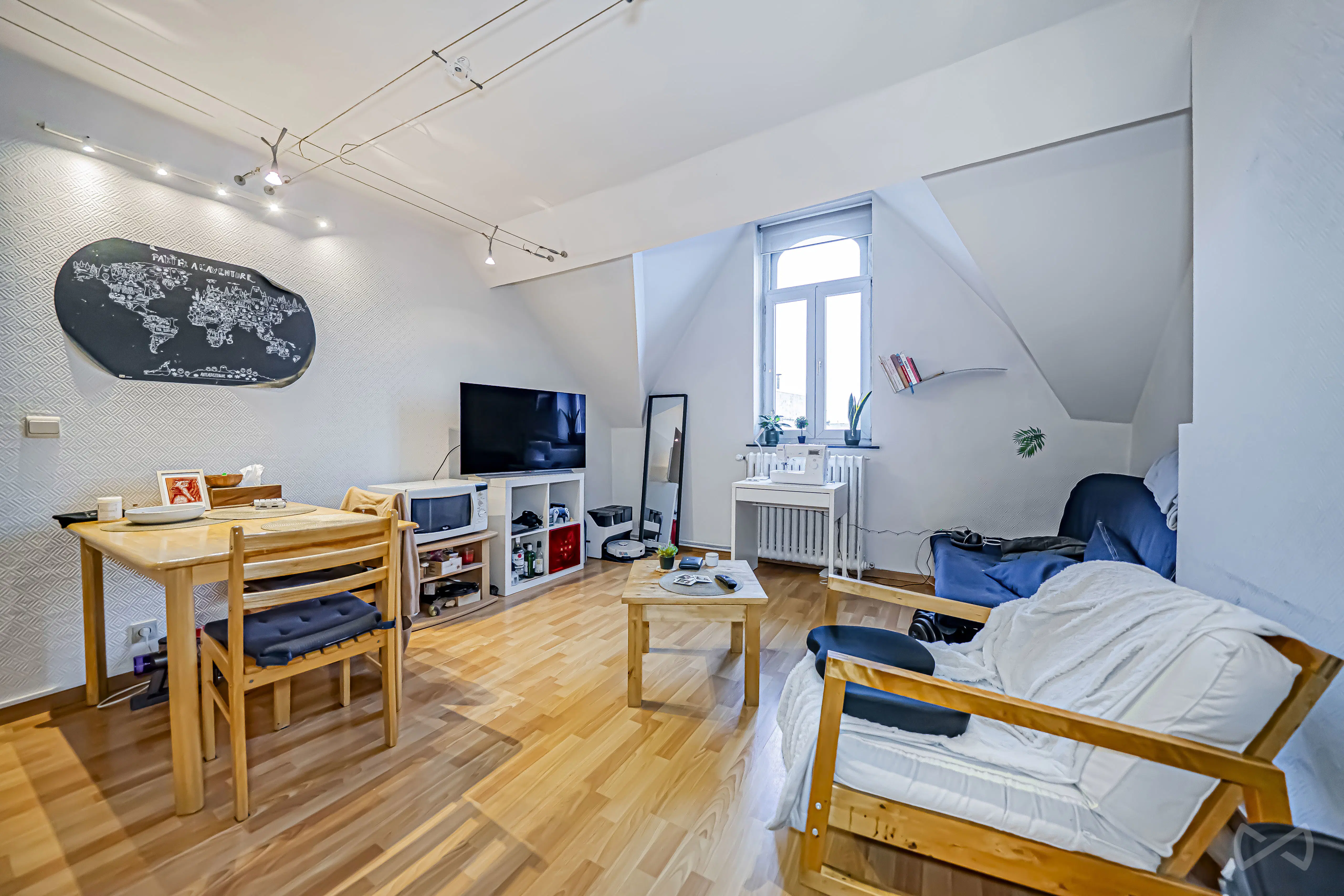Picture 1 of 4 for Maison de maitre with five bedrooms in Schaerbeek