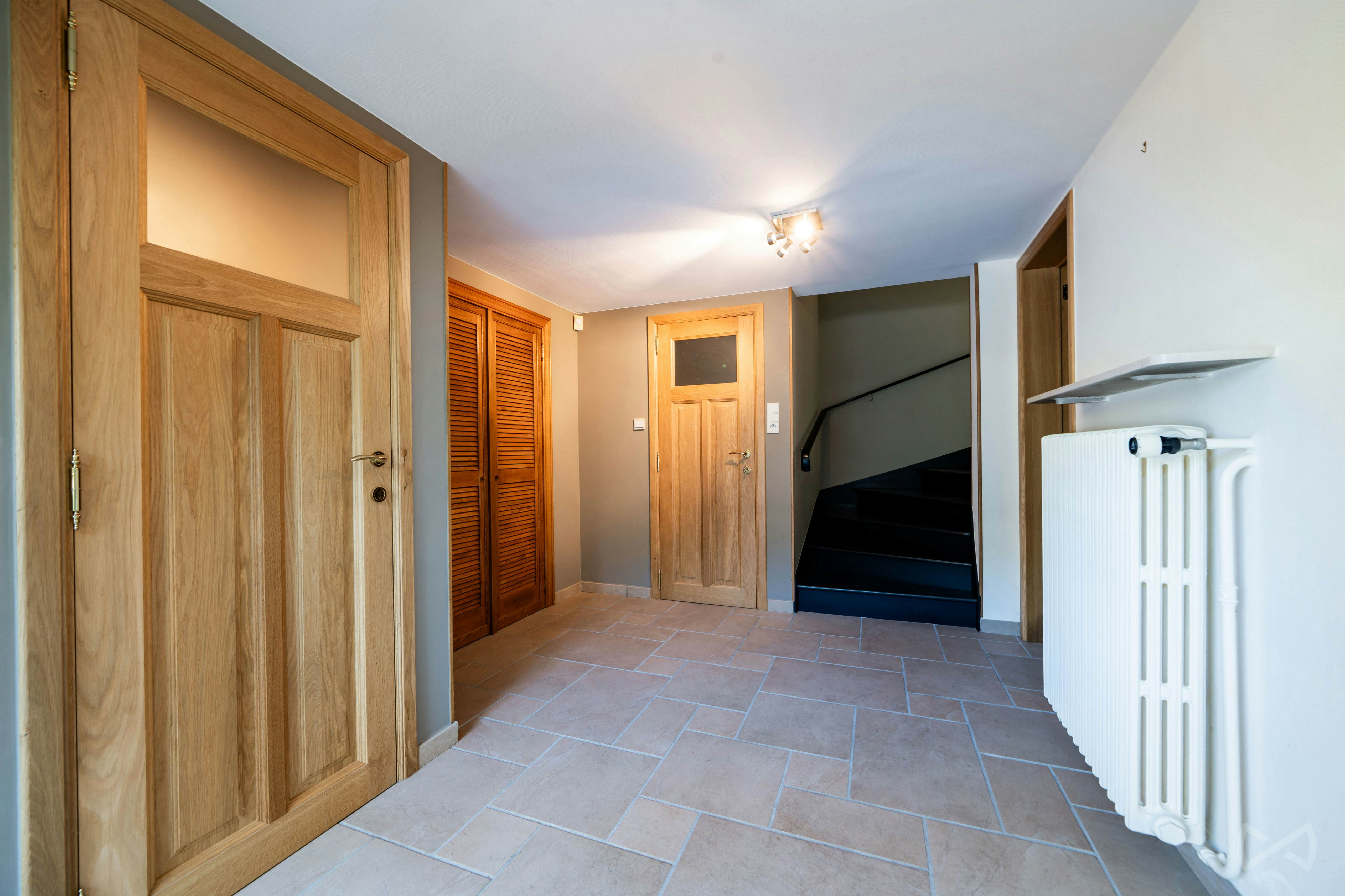 Picture 2 of 4 for Villa with six bedrooms in Baudour