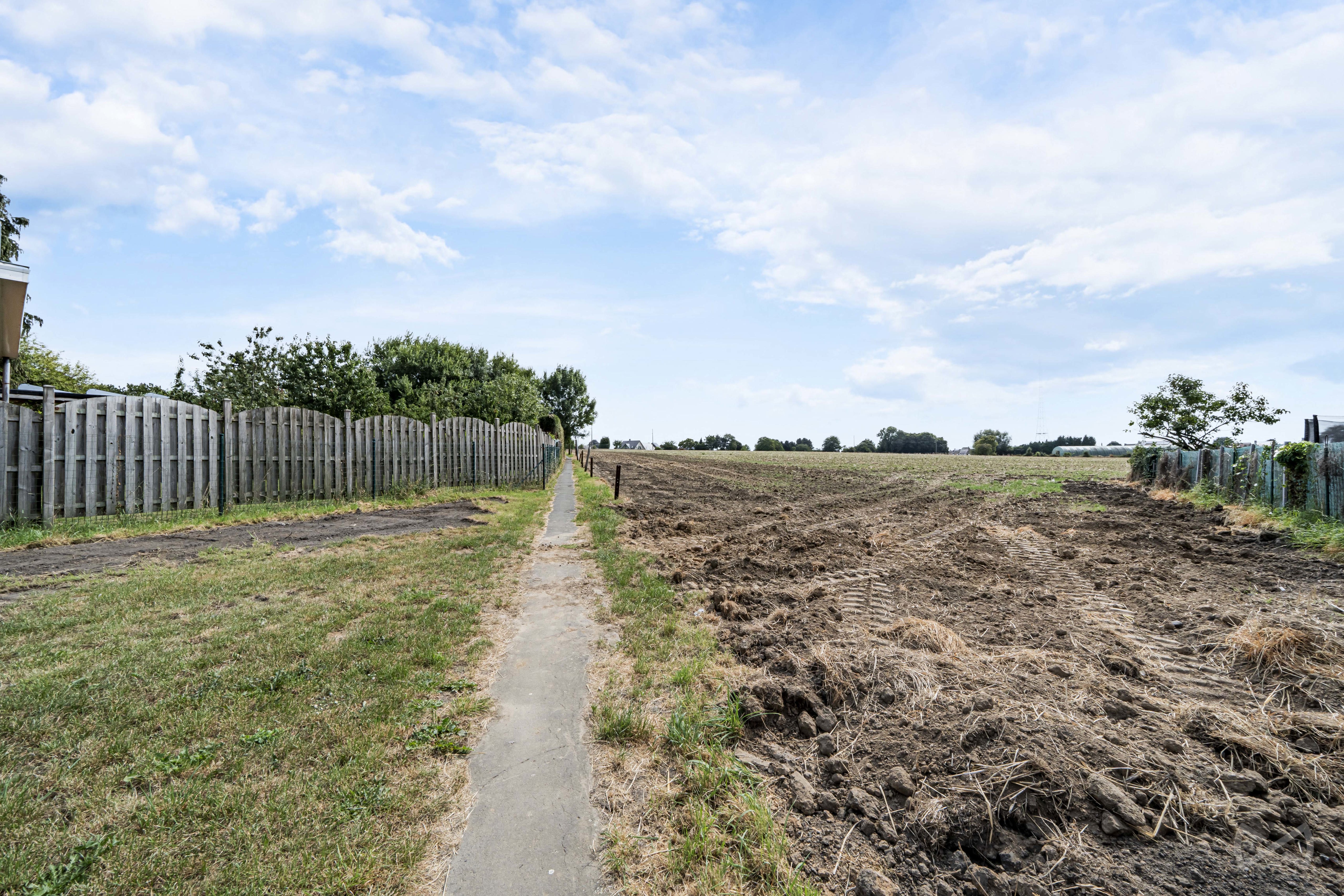 Picture 1 of 4 for House with three bedrooms in La Louvière Houdeng-Aimeries