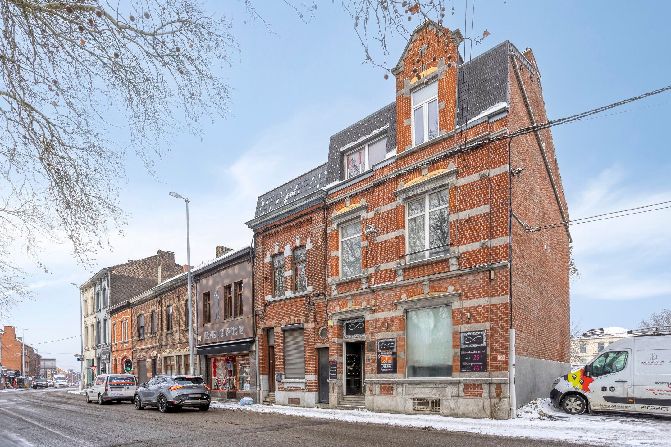 Picture 1 of 5 for Multi-purpose building with five bedrooms in Charleroi