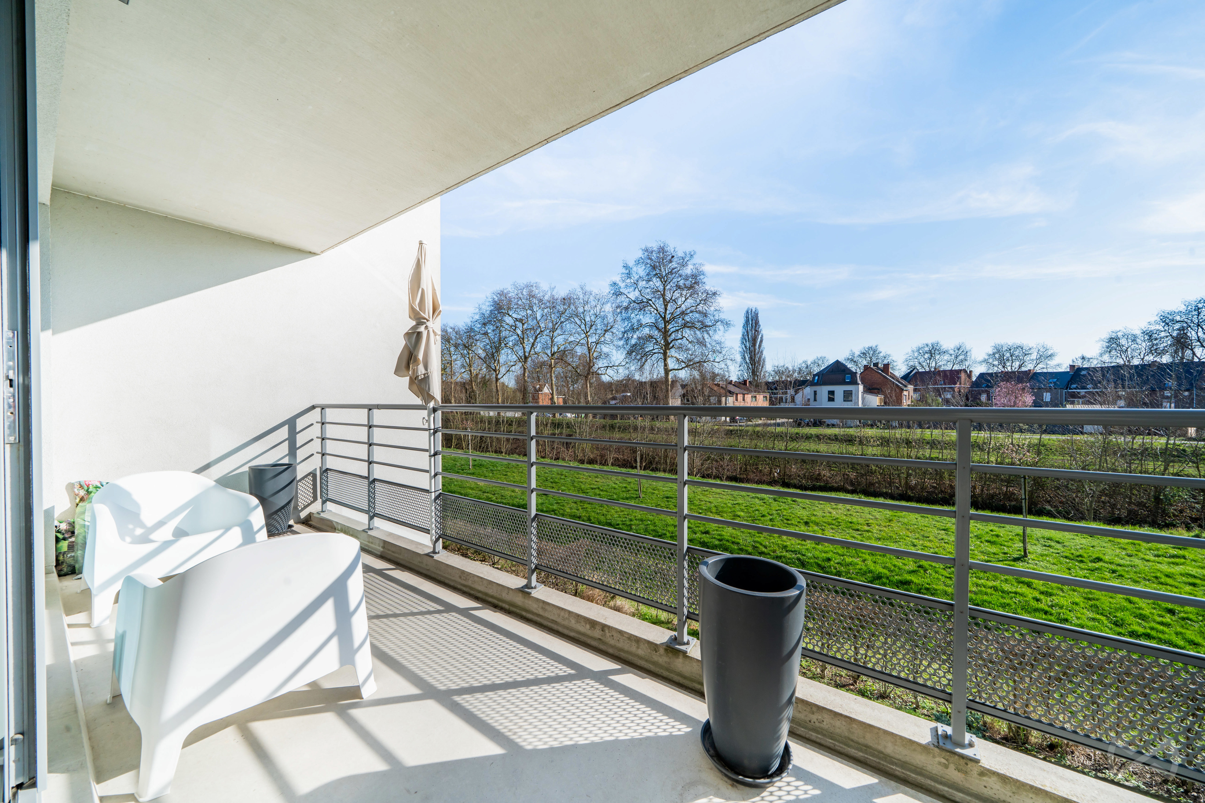 Picture 1 of 4 for Flat with three bedrooms in Mons