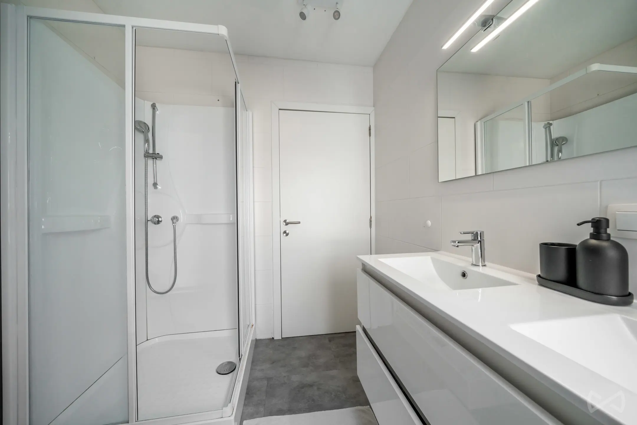 Picture 1 of 4 for Flat with four bedrooms in Arlon