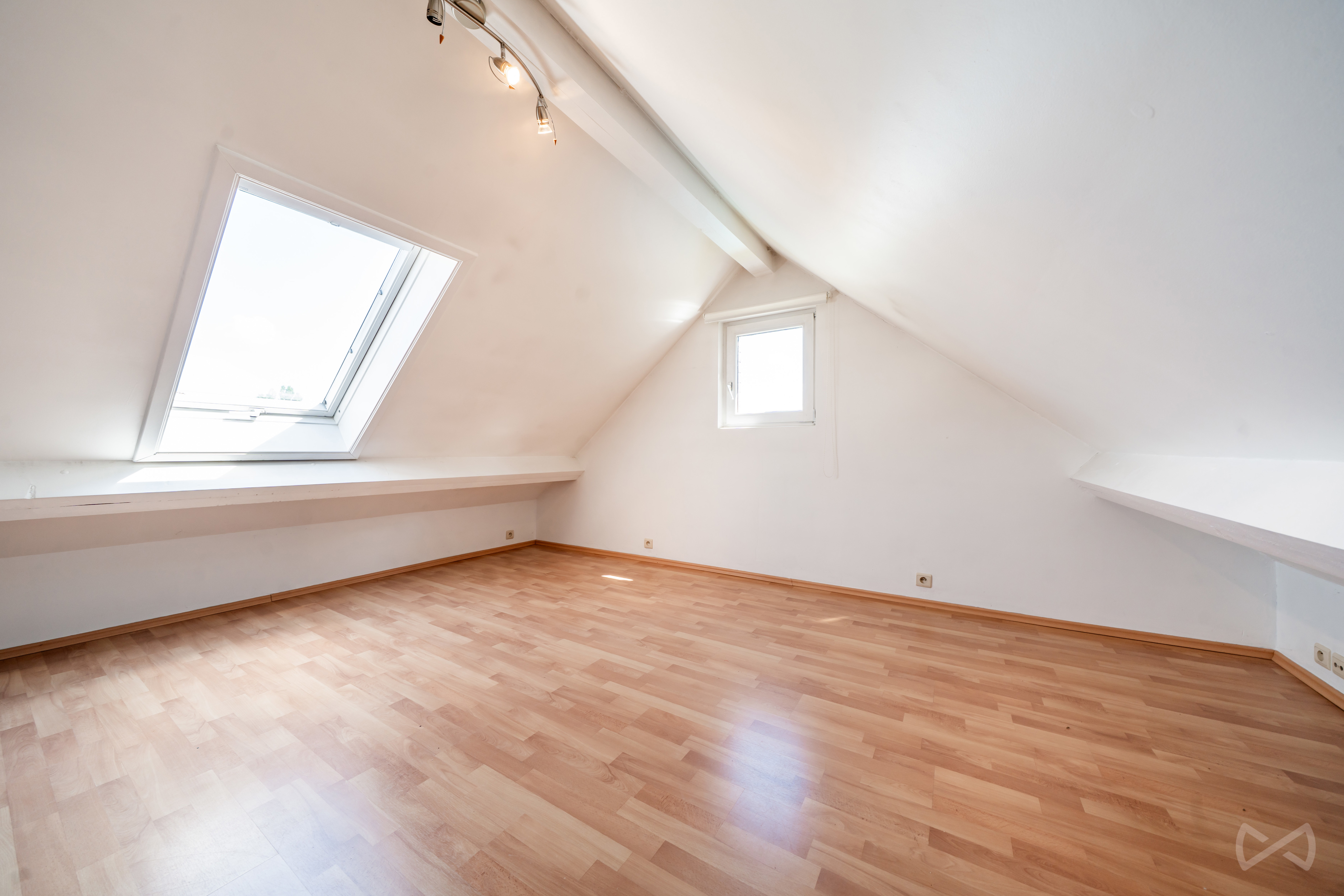 Photo 2 sur 4 pour Maison de cinq chambres à Céroux-mousty