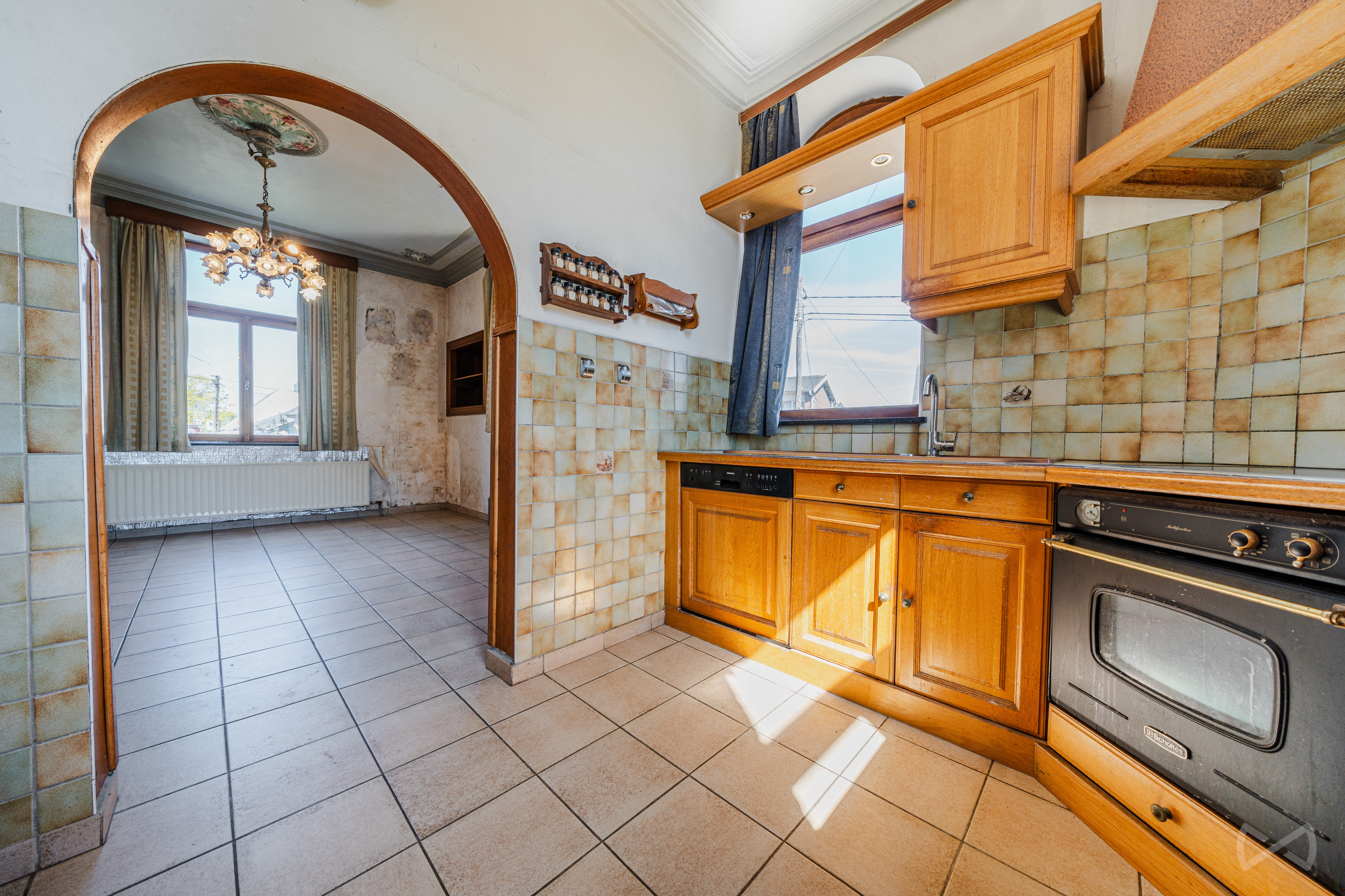 Picture 1 of 4 for House with six bedrooms in Thuin