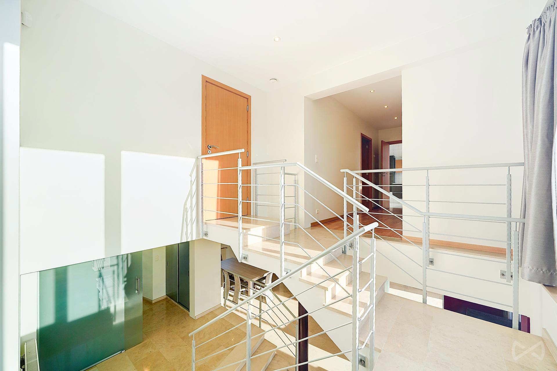 Foto 4 van 4 van Villa met zeven slaapkamers in La Louvière Trivières