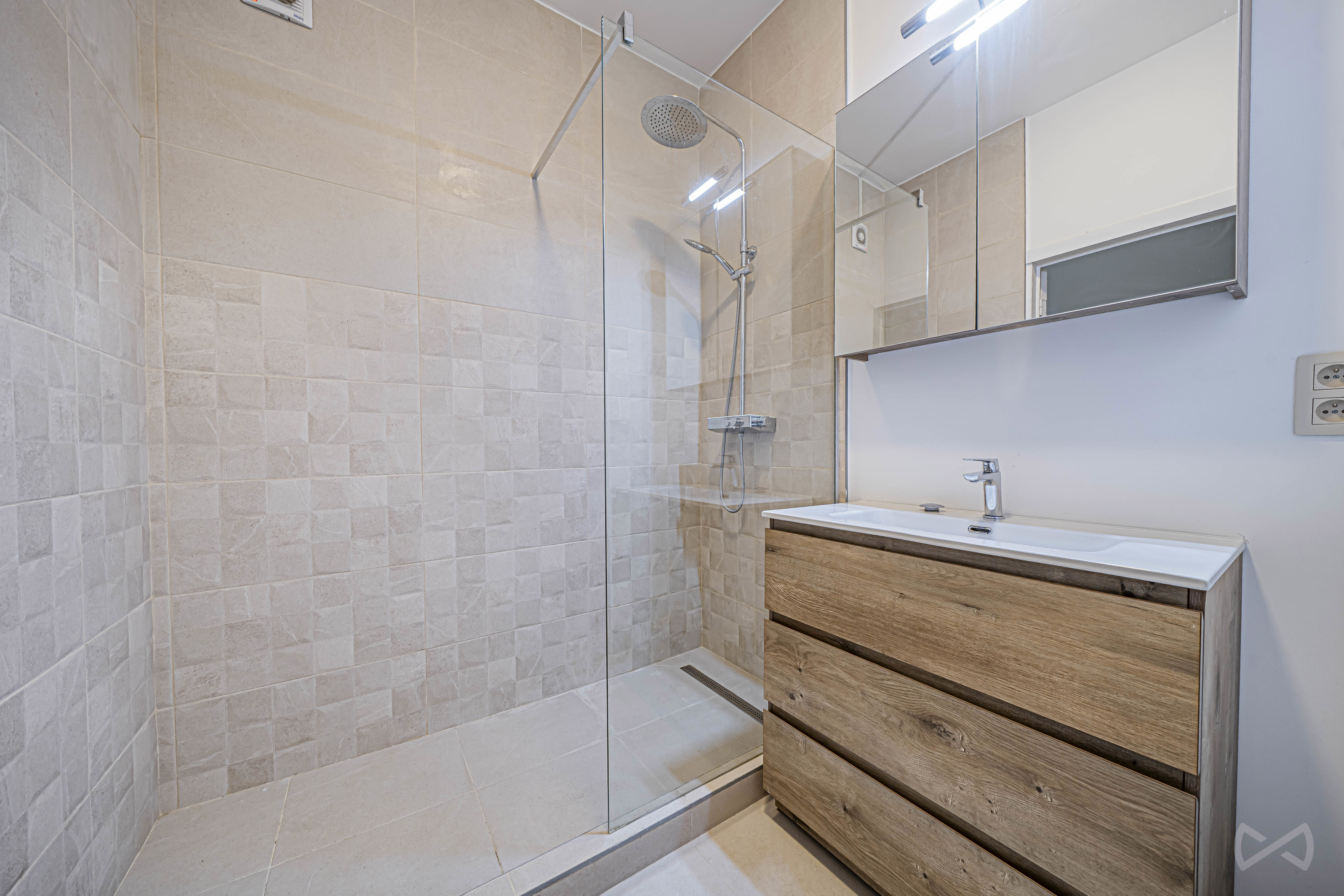 Photo 2 sur 4 pour Appartement de trois chambres à Ixelles