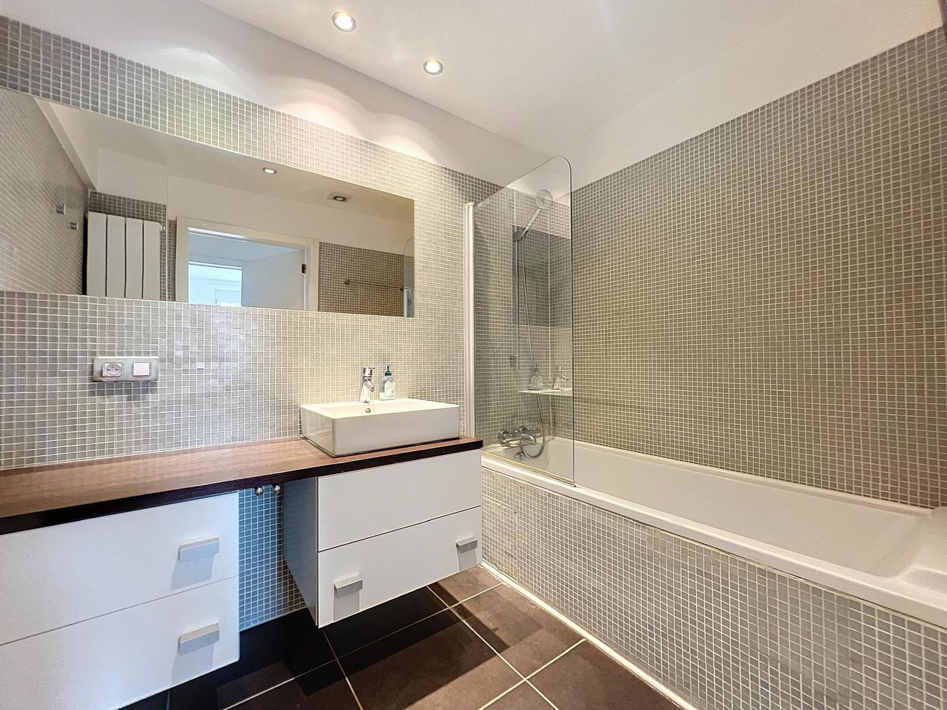 Picture 3 of 4 for Flat with two bedrooms in Saint-Gilles