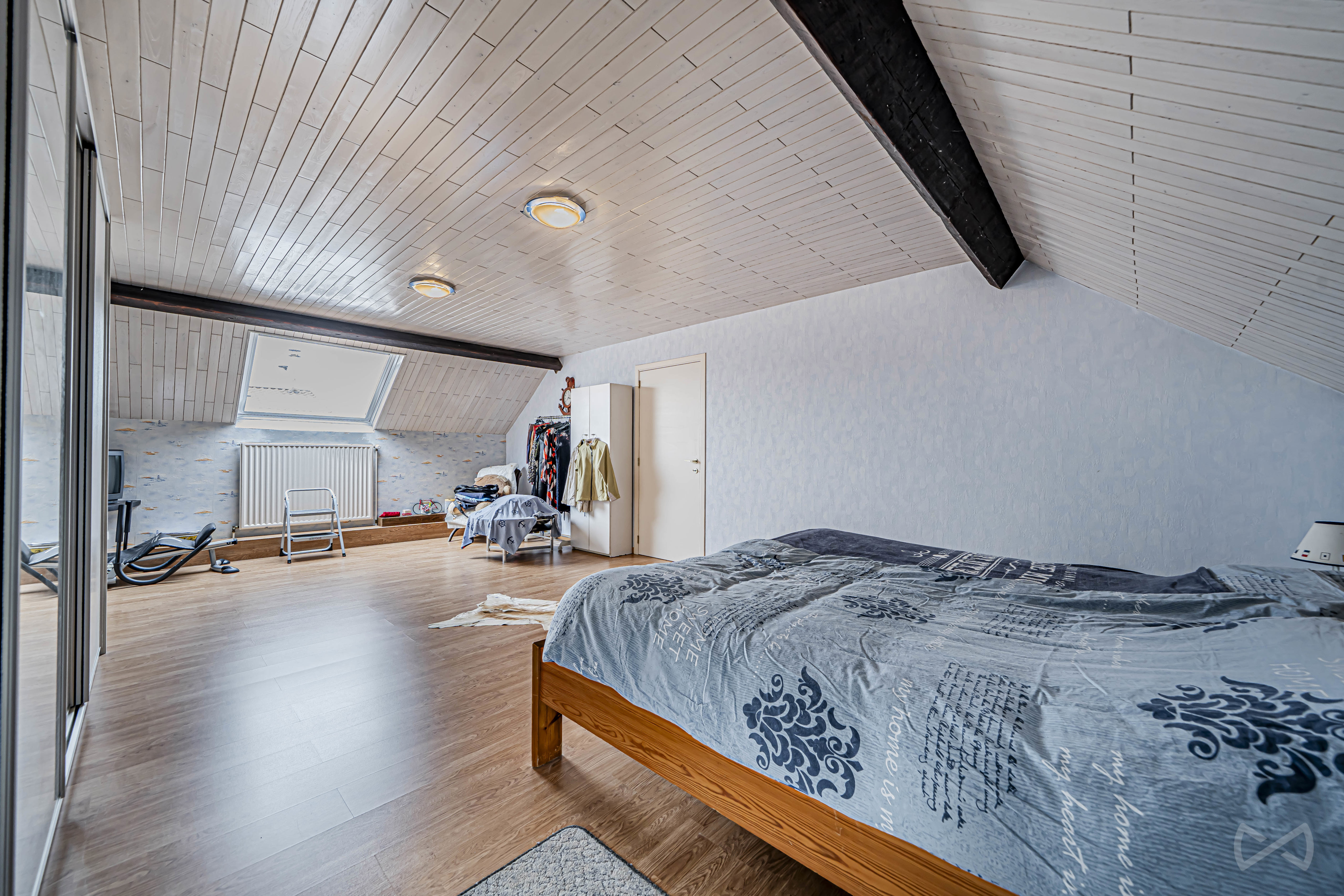 Picture 1 of 4 for Villa with five bedrooms in La Louvière Houdeng-Goegnies