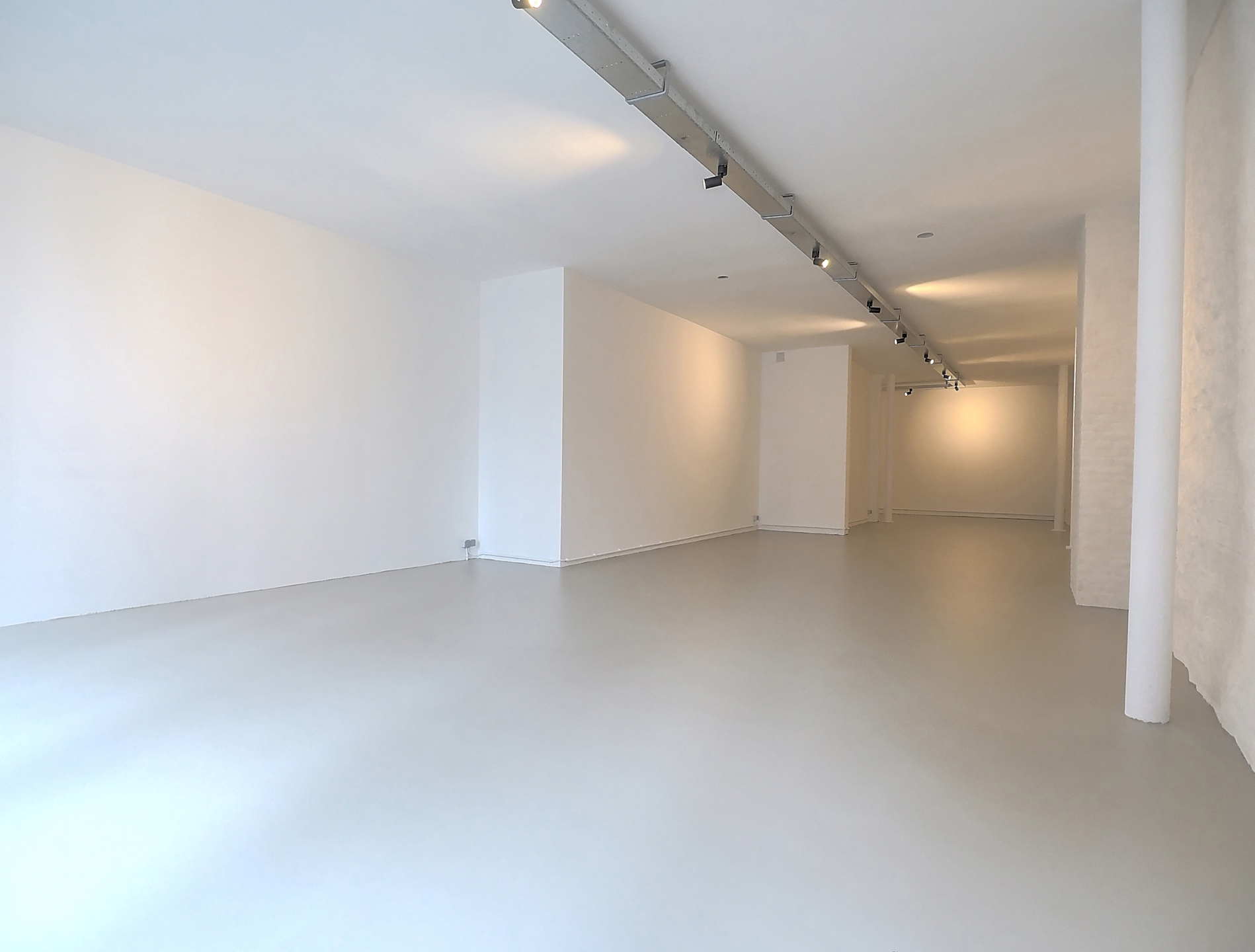 Picture 1 of 5 for Individual shop in Bruxelles