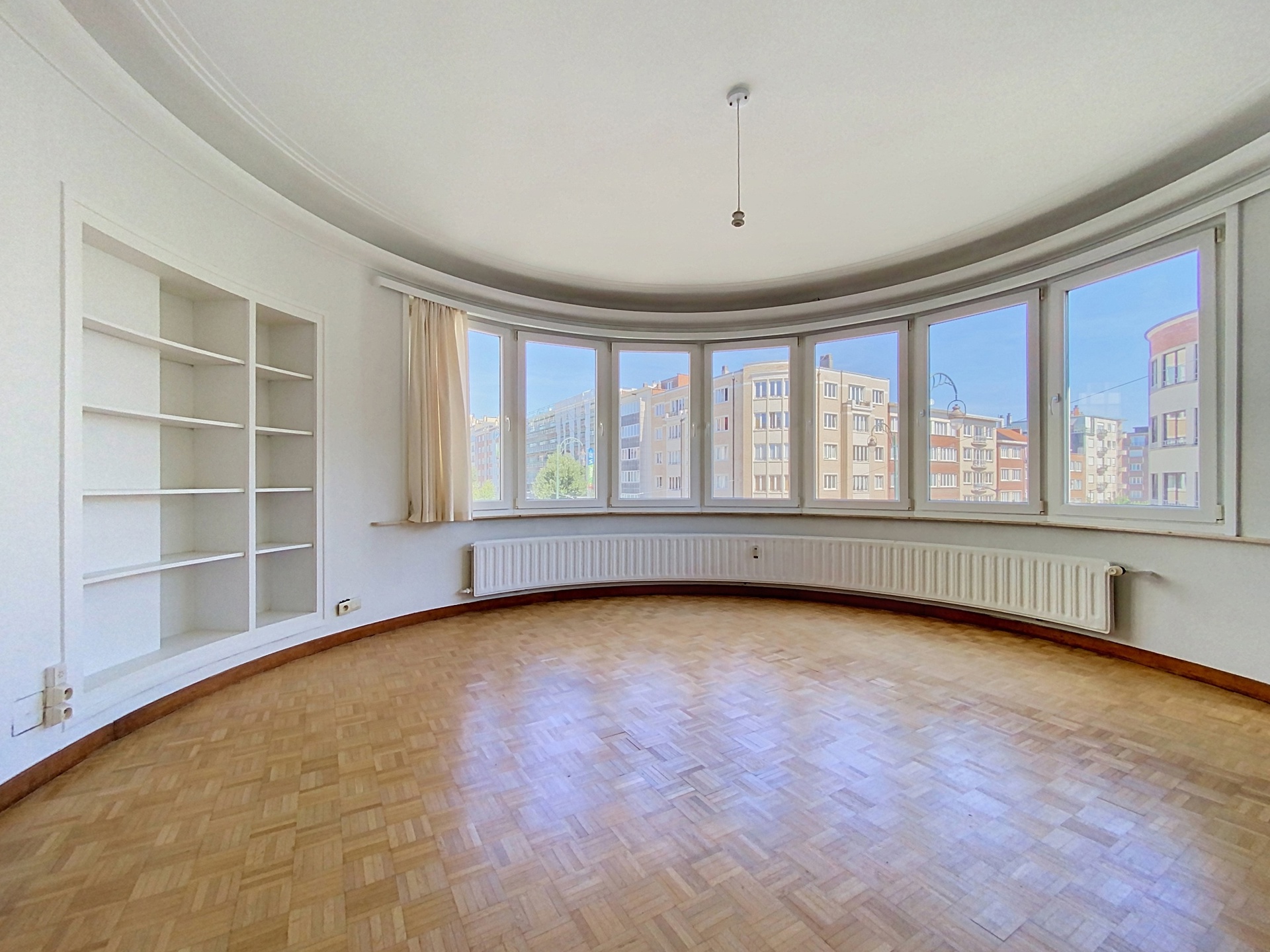 Foto 3 van 3 van Appartement met één slaapkamer in Ixelles