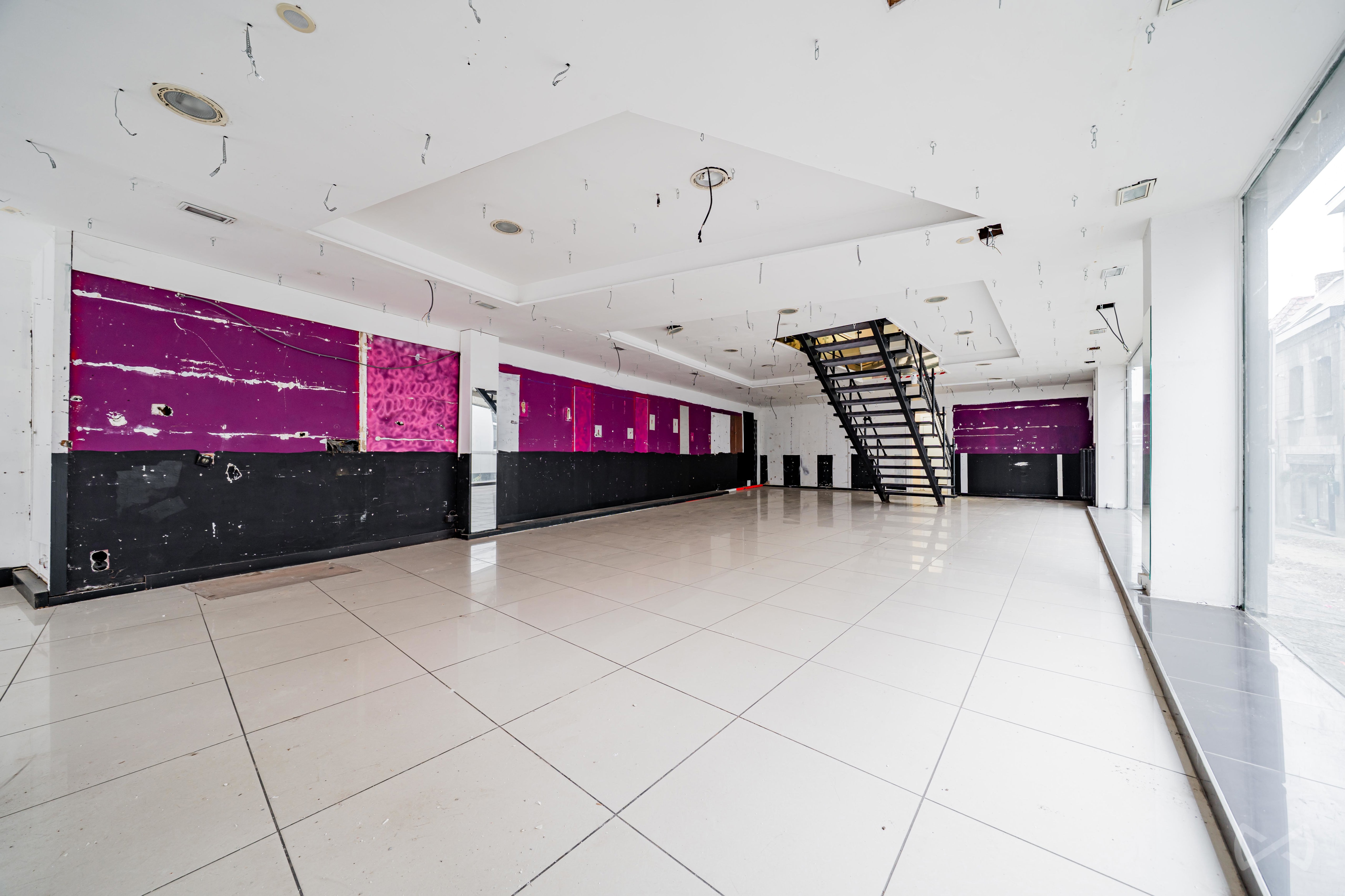 Picture 1 of 4 for Individual shop in Mons