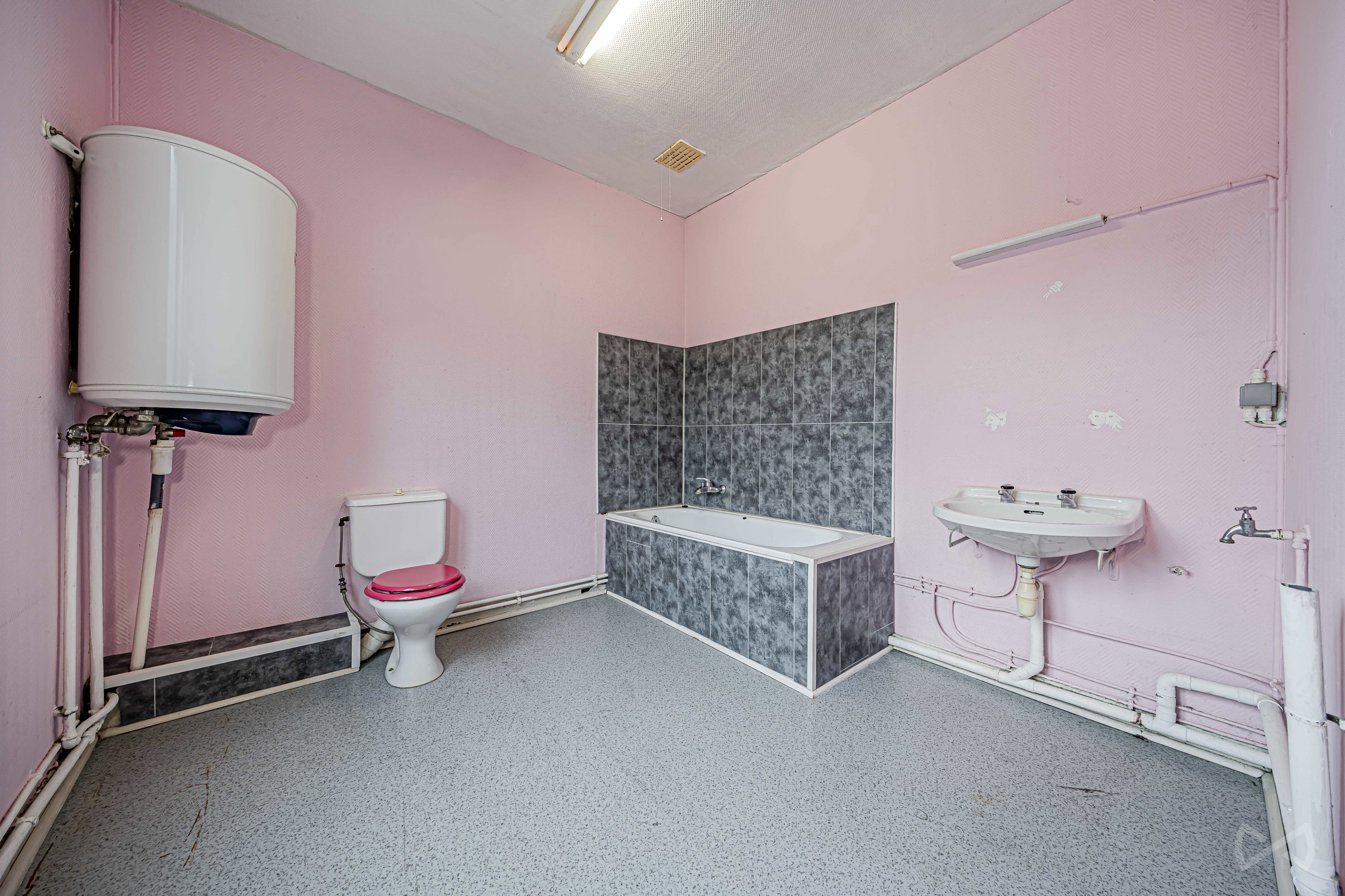 Picture 1 of 4 for Apartment block with three bedrooms in Engis