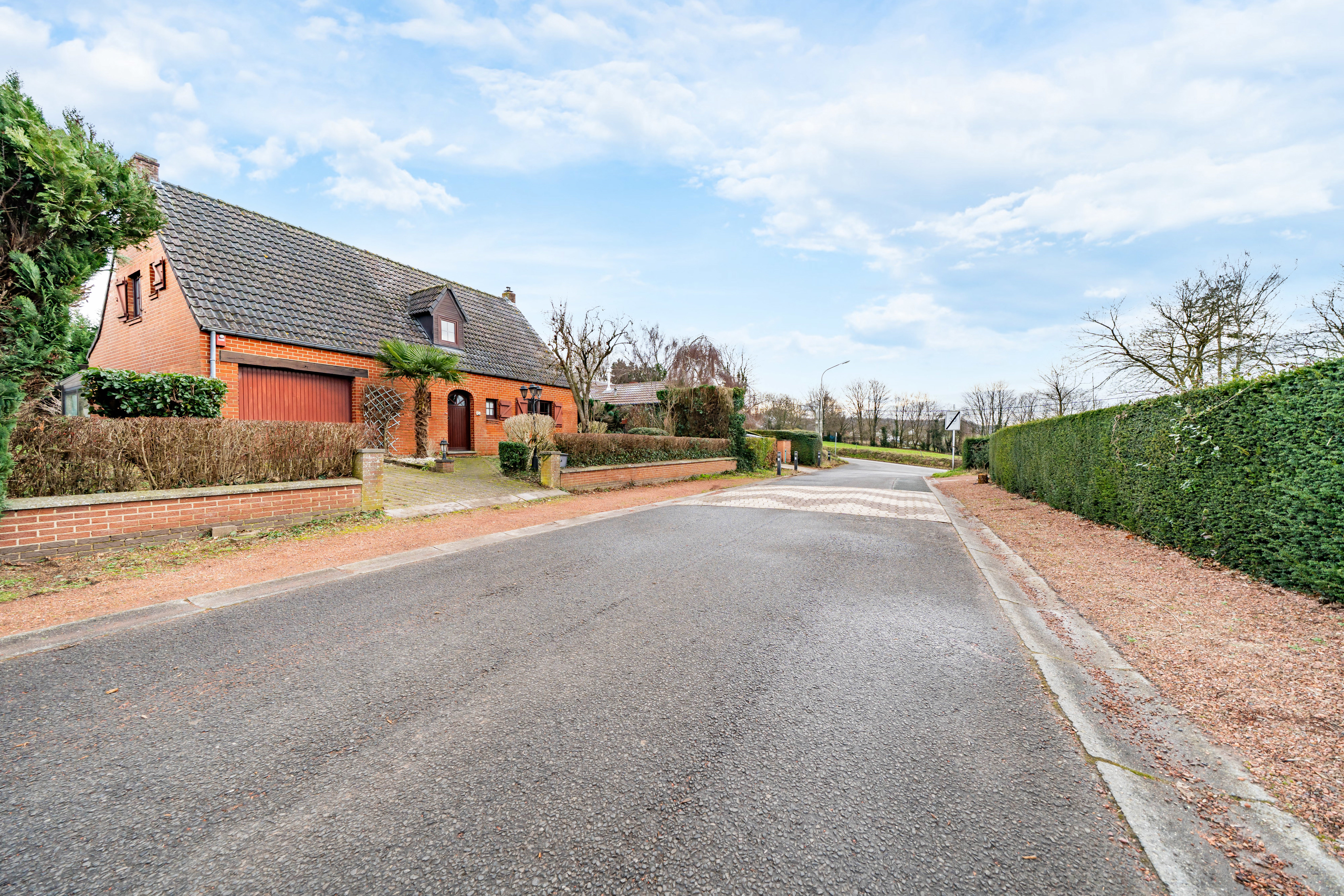 Picture 3 of 4 for Villa with three bedrooms in Hennuyères