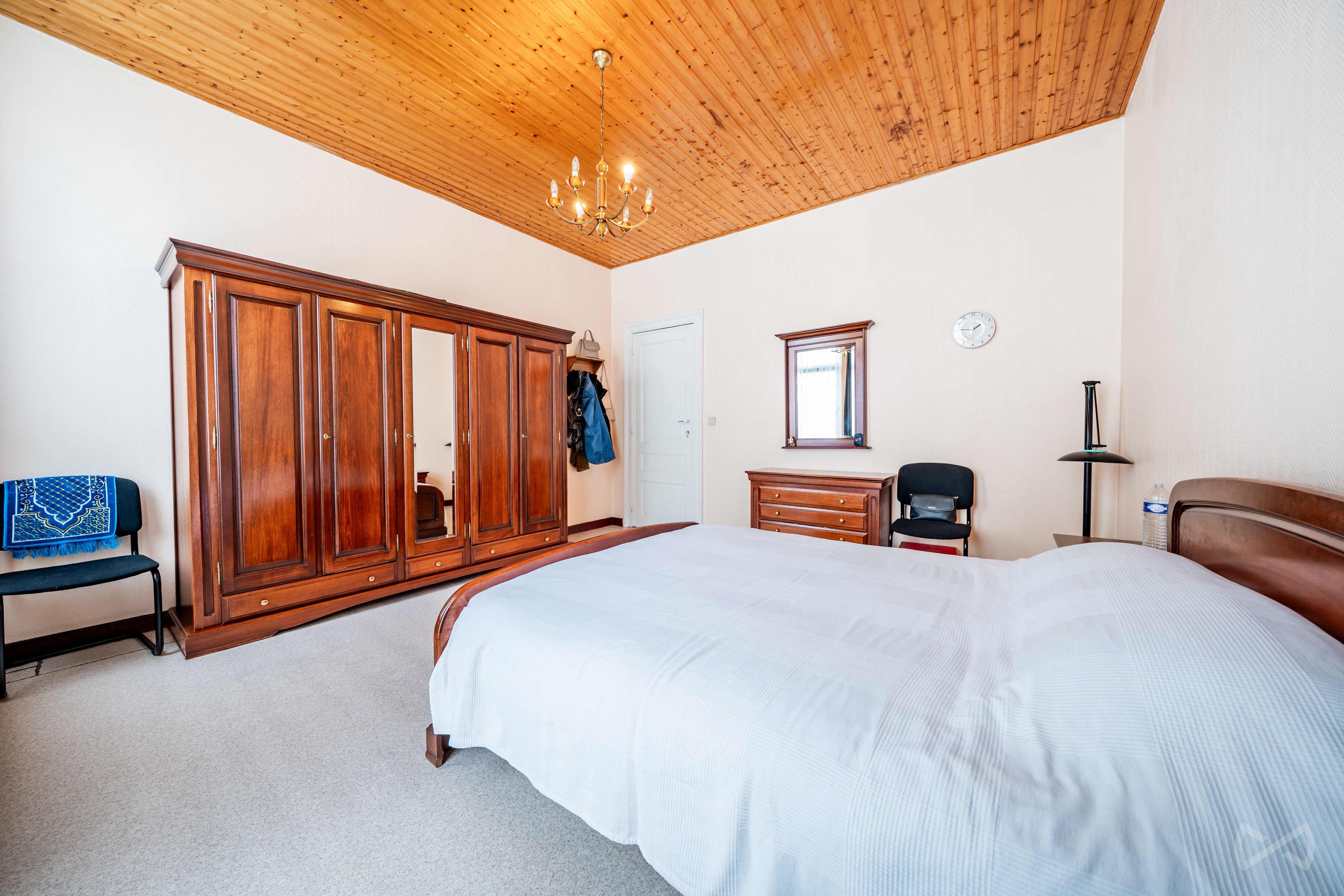 Foto 4 van 4 van Huis met zes slaapkamers in Anderlecht