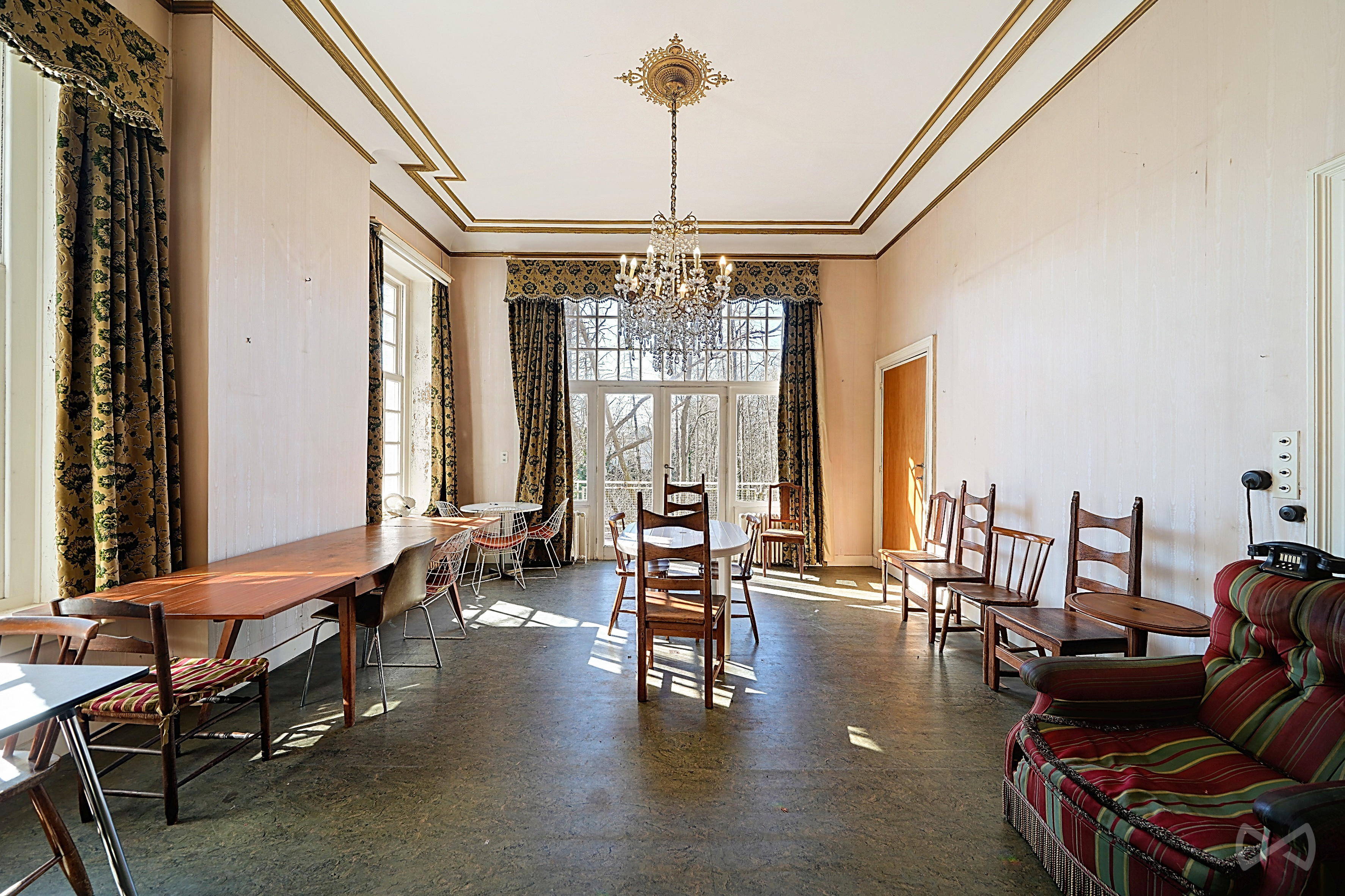 Foto 2 van 4 van Charmante woning met vier slaapkamers in Overijse