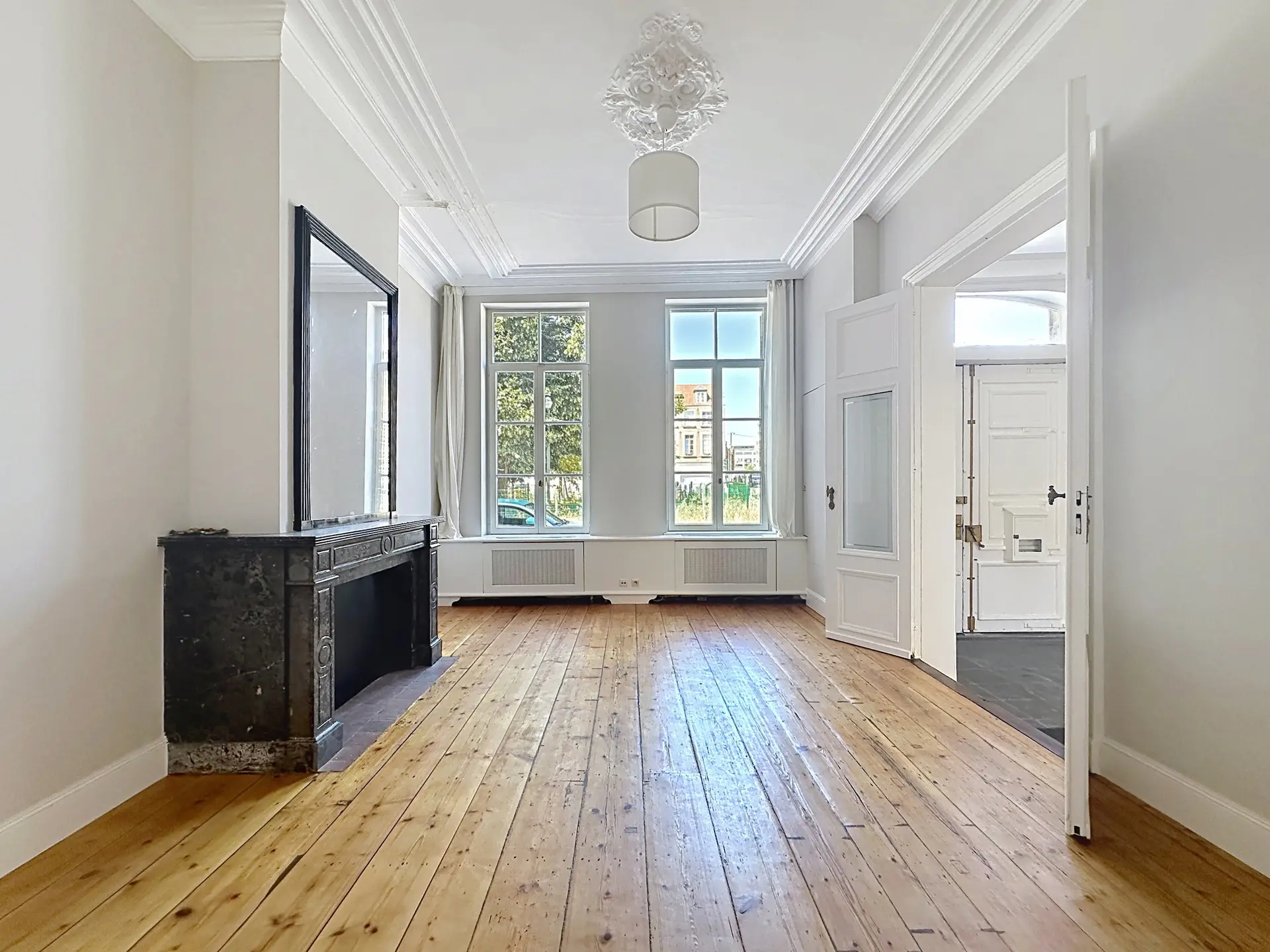 Picture 2 of 4 for Exceptional house with five bedrooms in Bruxelles