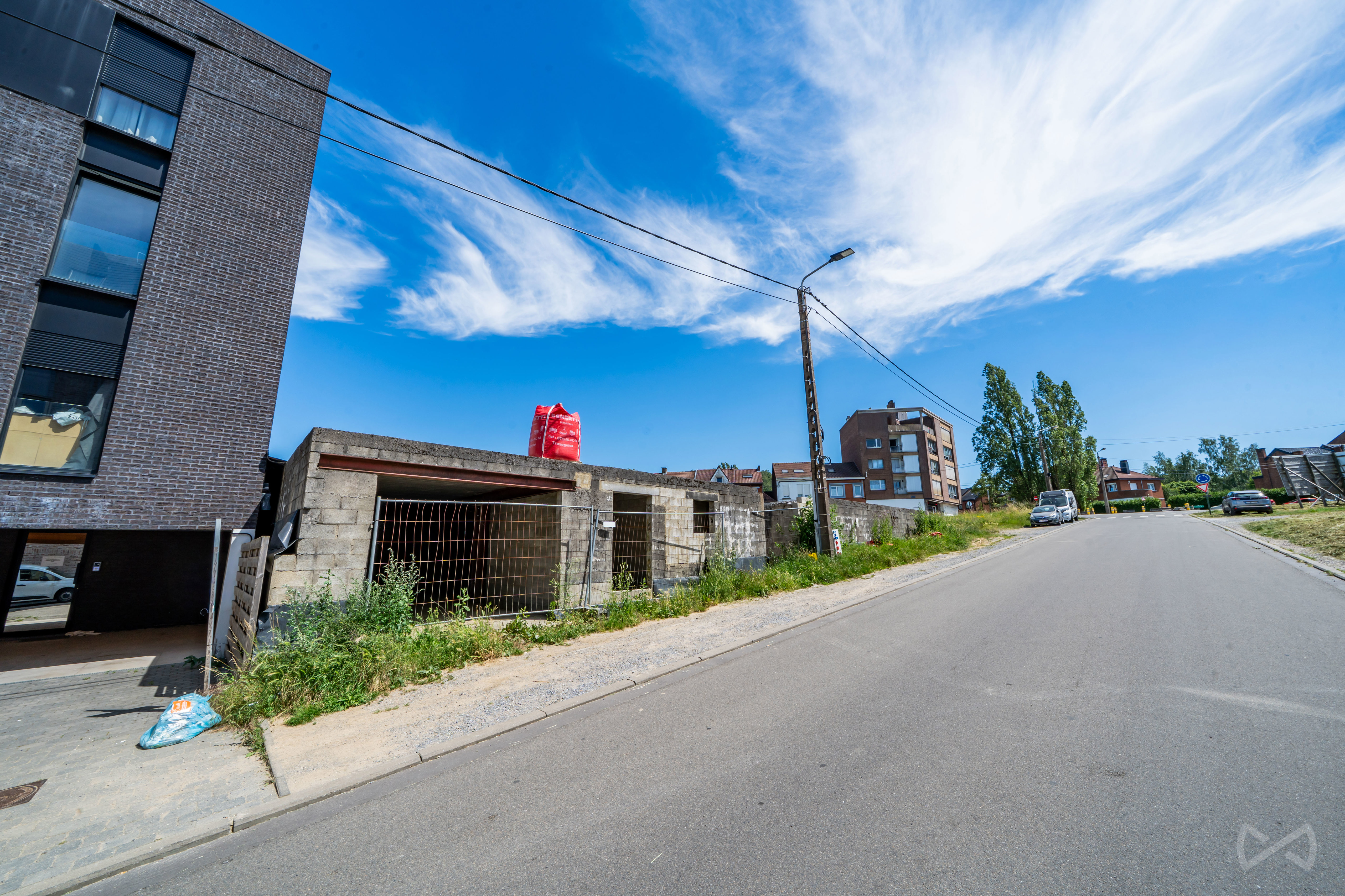 Picture 4 of 4 for Ground in Marcinelle