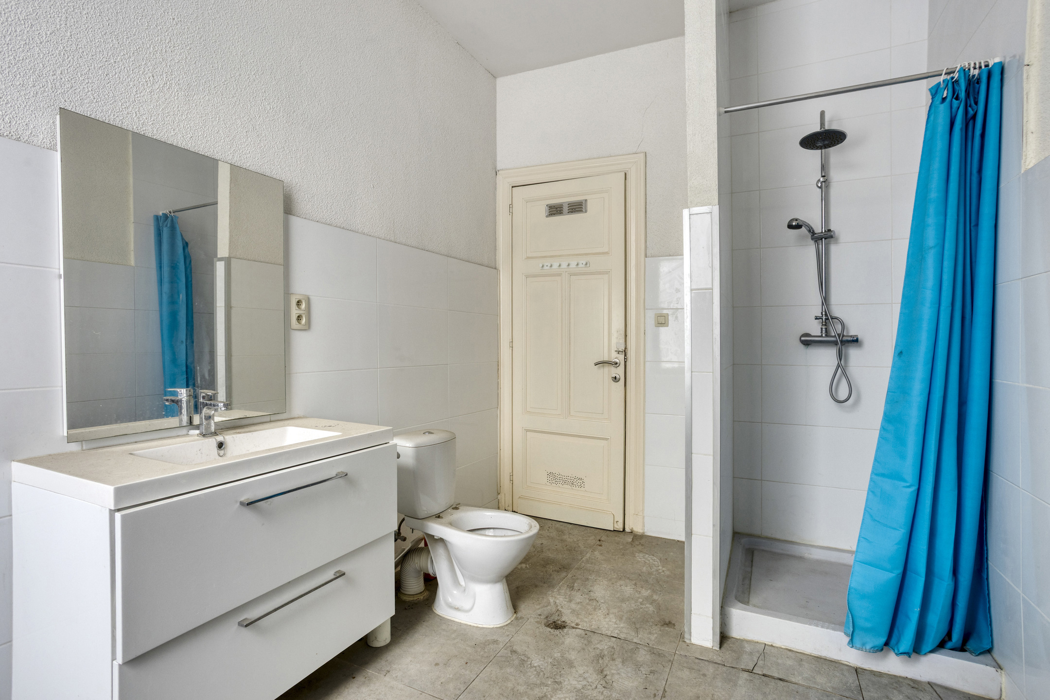 Picture 4 of 4 for Multi-purpose building with five bedrooms in Charleroi