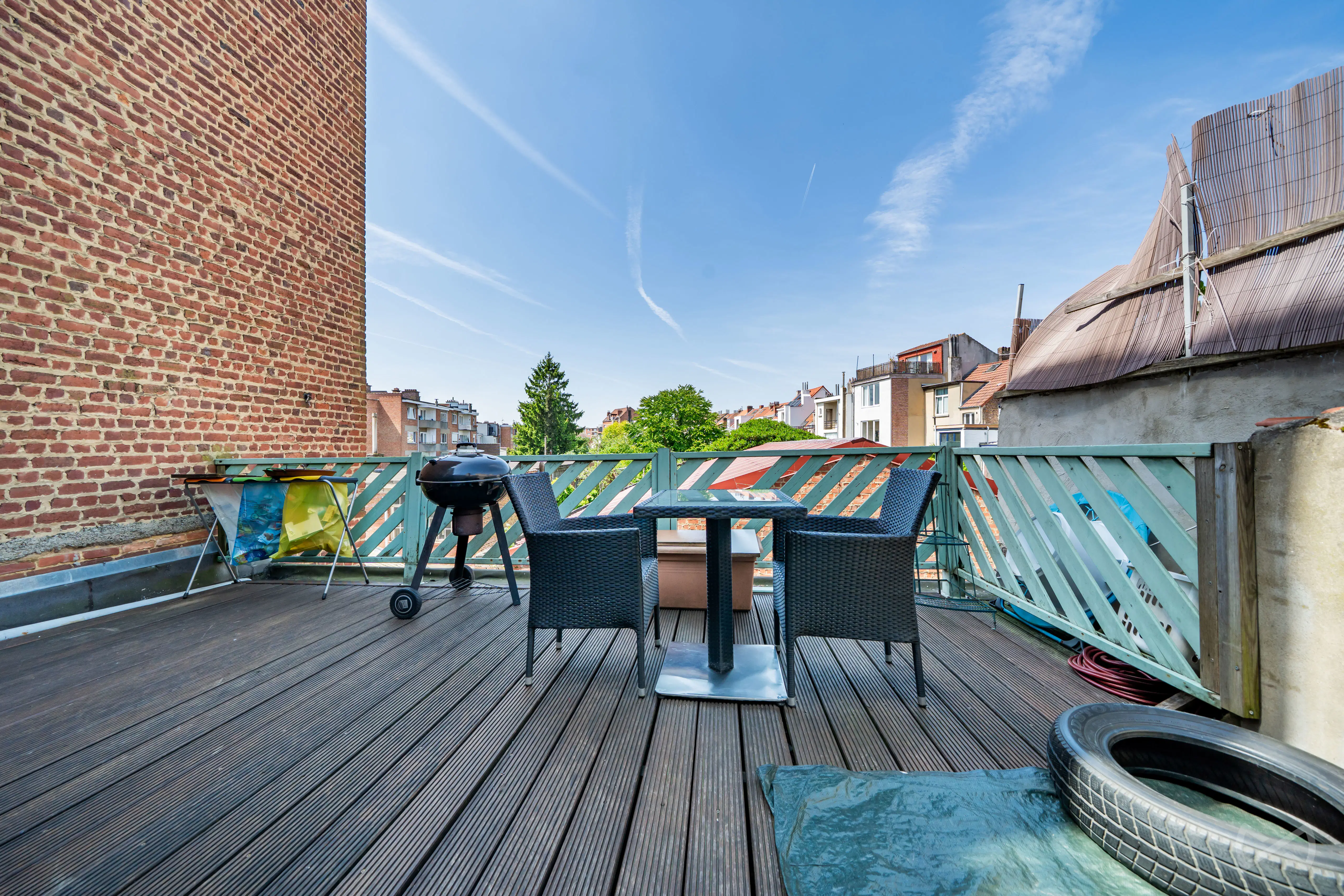 Picture 1 of 4 for Multi-purpose building with three bedrooms in Uccle