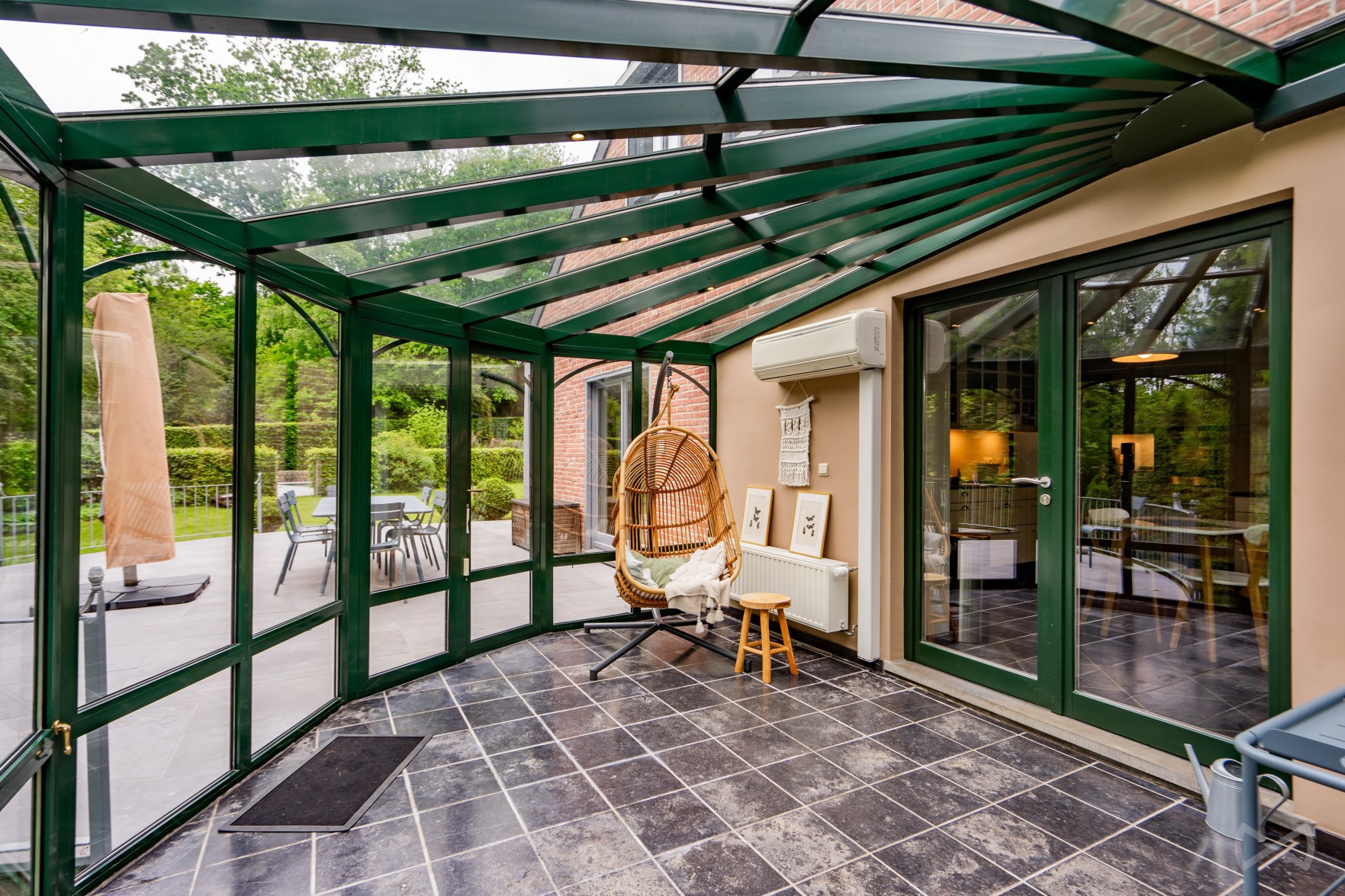 Picture 3 of 4 for House with five bedrooms in Céroux-mousty