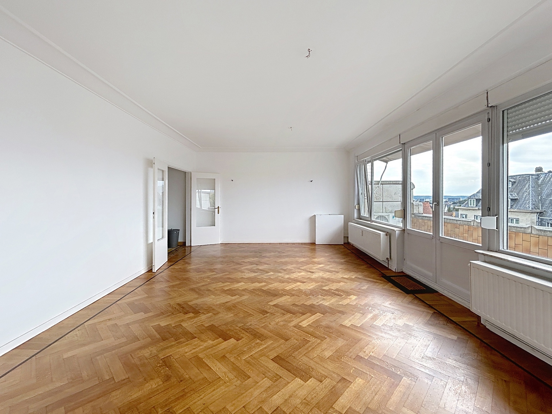 Picture 1 of 5 for Flat with two bedrooms in Anderlecht
