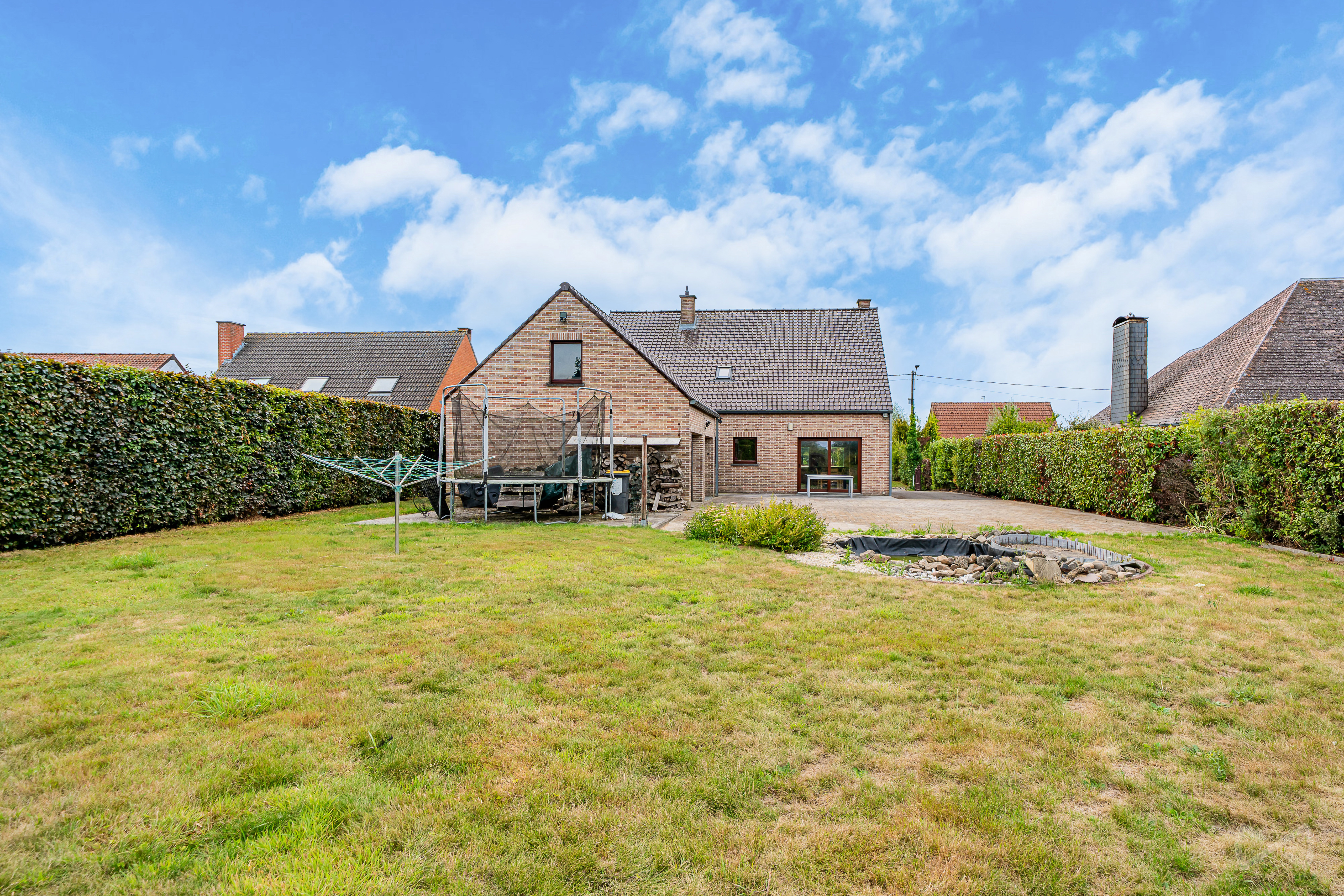Foto 4 van 4 van Villa met vijf slaapkamers in Neufvilles