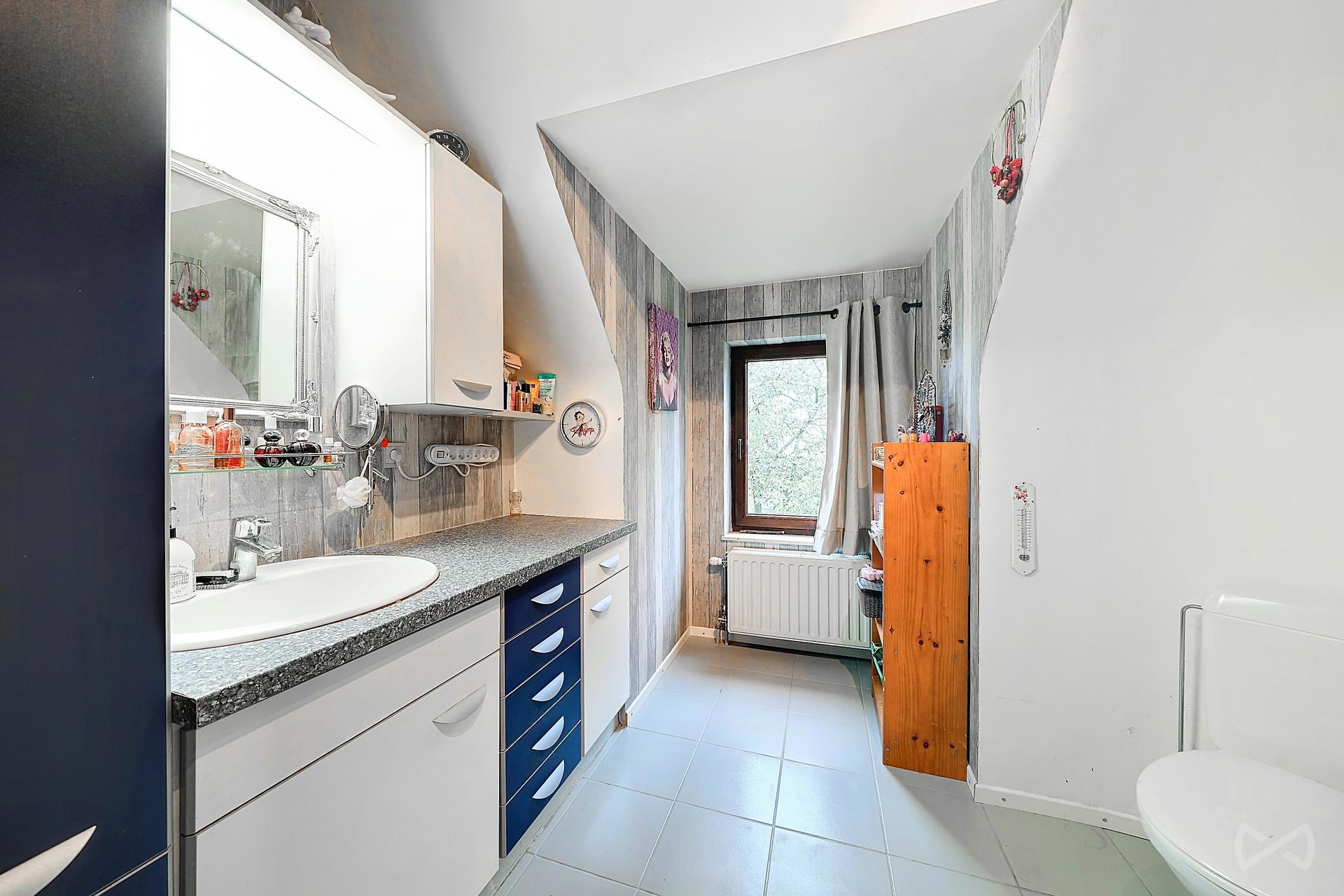 Photo 2 sur 4 pour Maison de quatre chambres à Huy