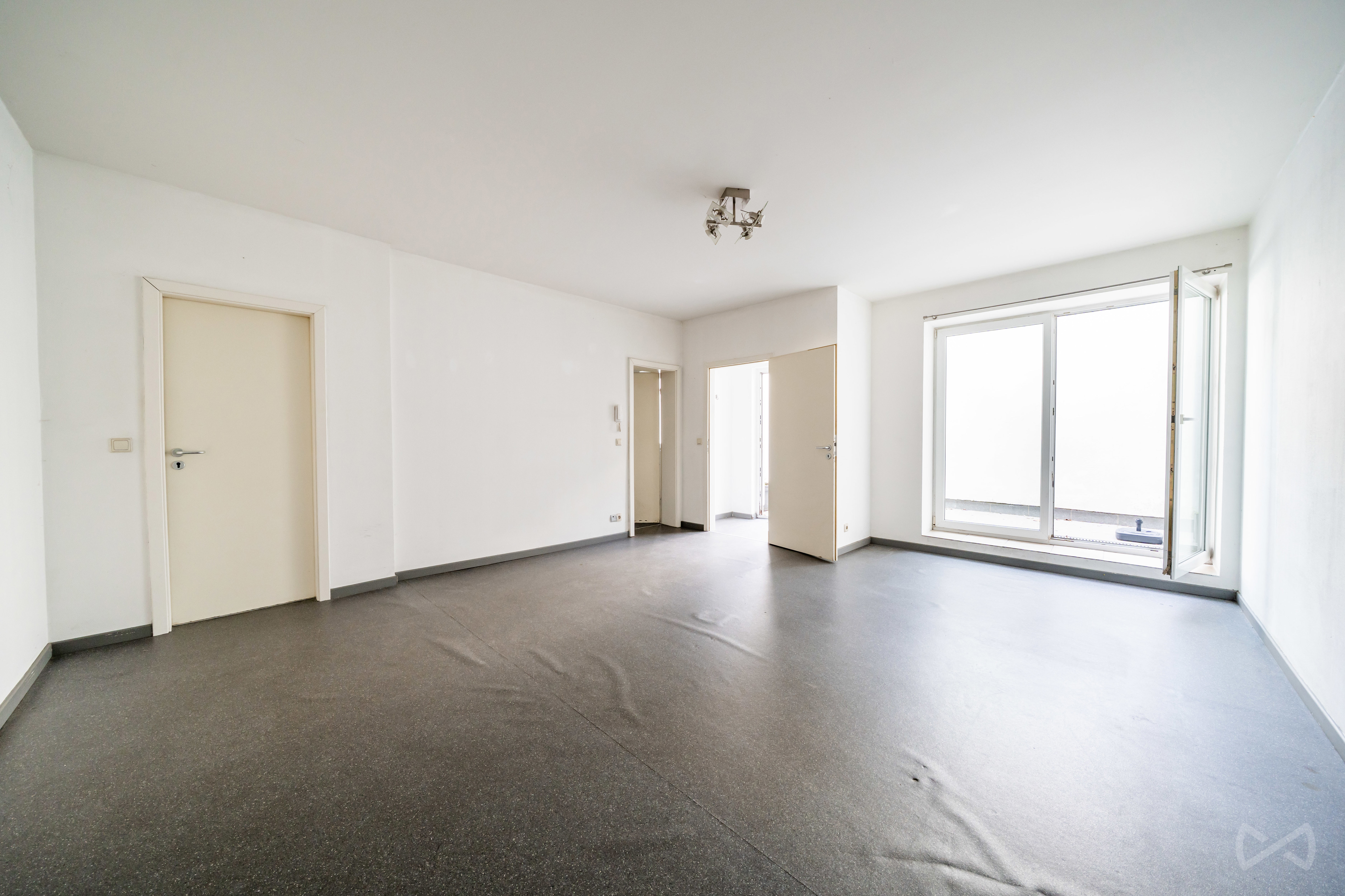 Picture 2 of 4 for Apartment block with ten bedrooms in Malmedy