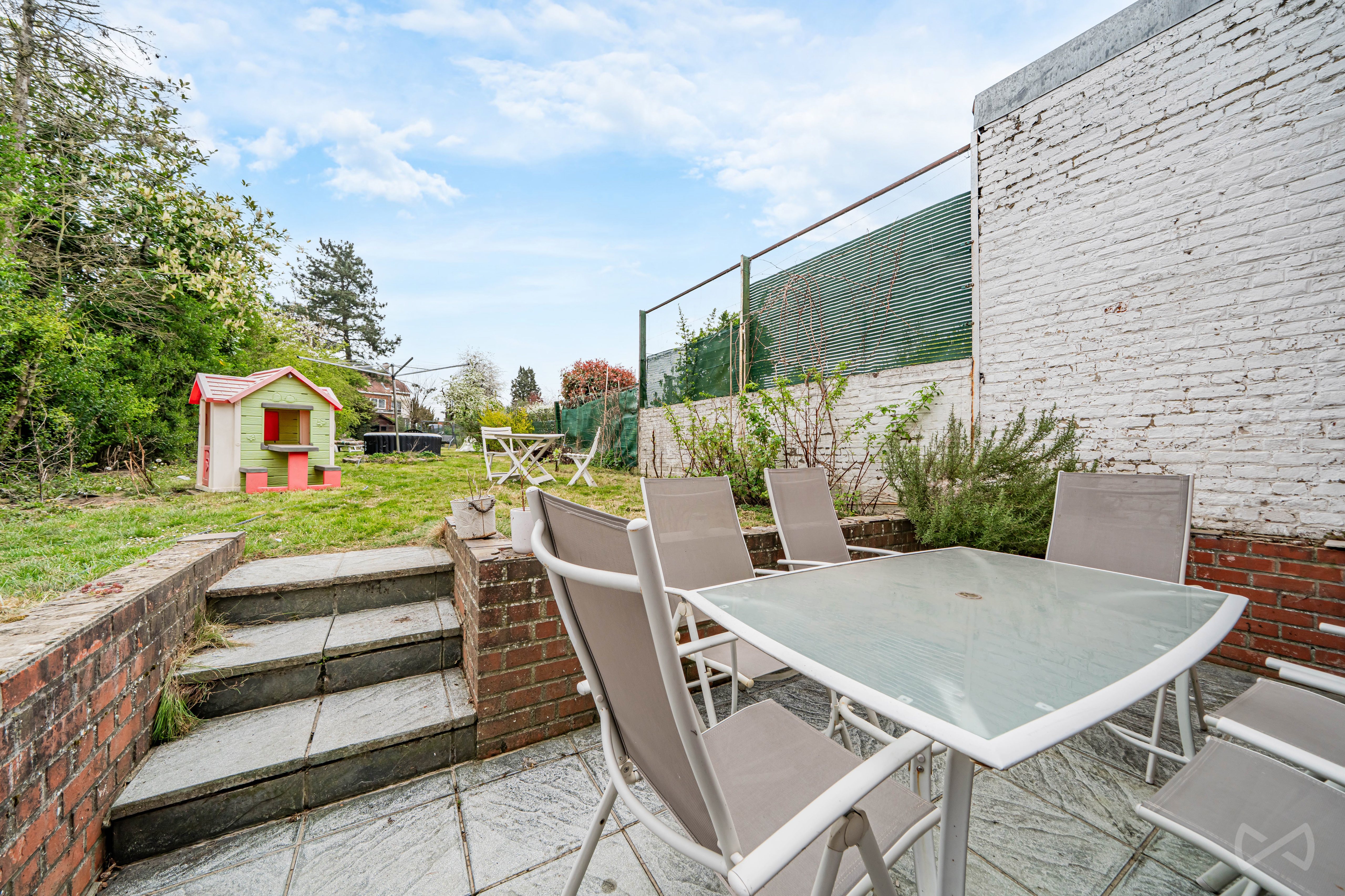 Foto 4 van 4 van Huis met drie slaapkamers in Couillet