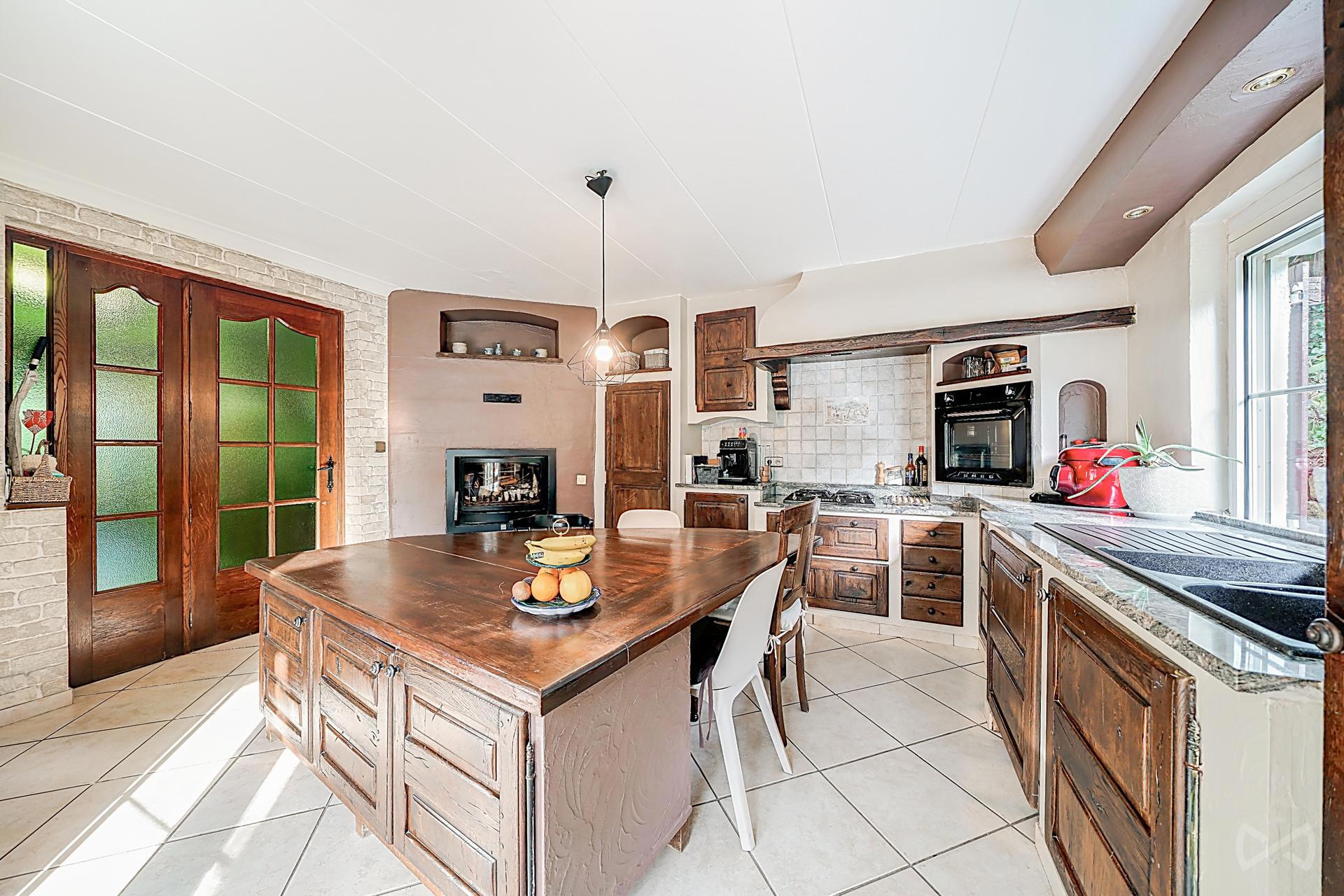 Picture 1 of 4 for Villa with three bedrooms in Morlanwelz Carnières