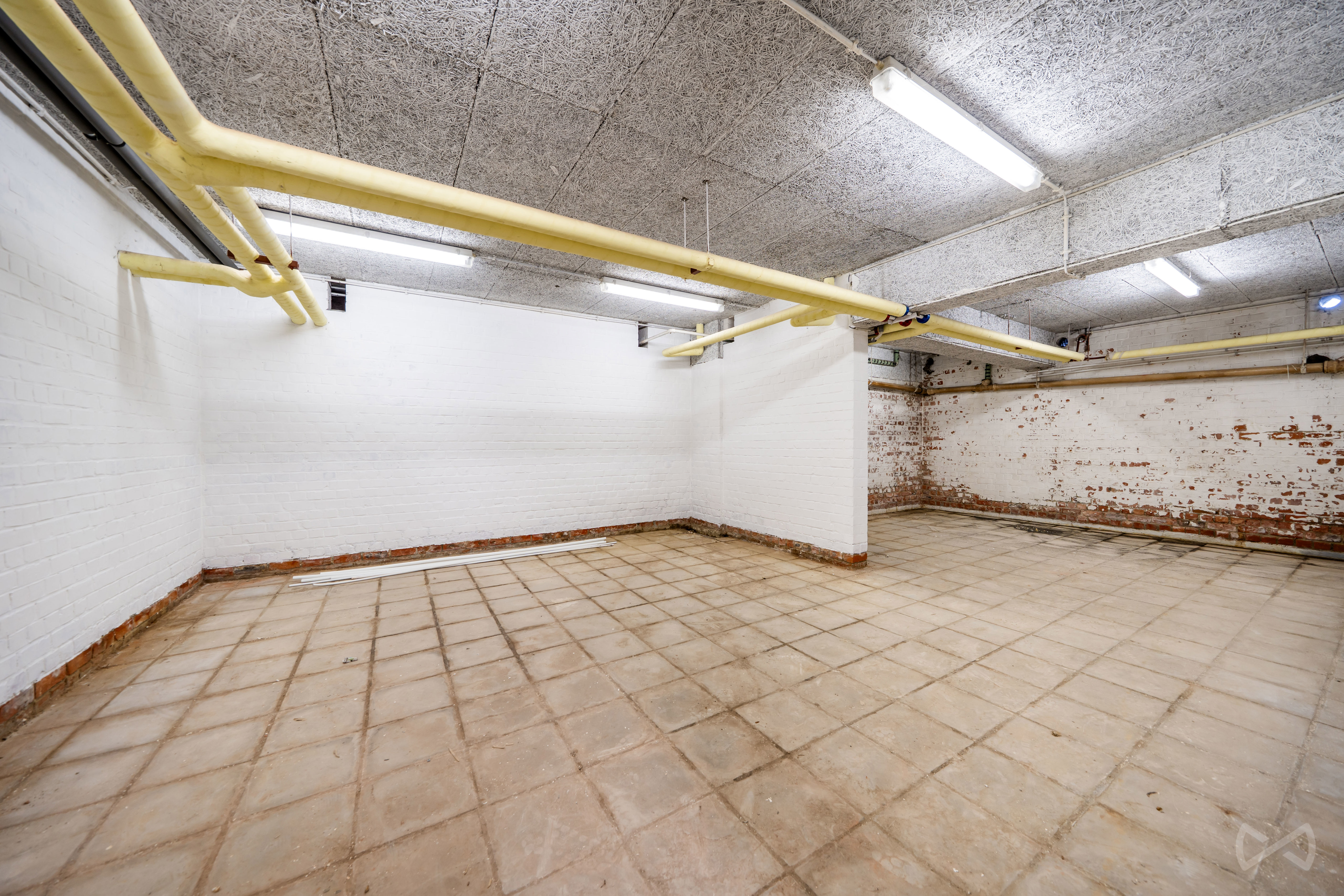 Photo 3 sur 4 pour Immeuble mixte de cinq chambres à Orp-jauche