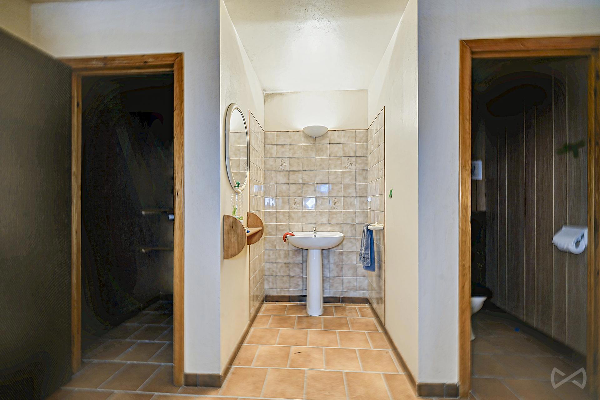 Picture 4 of 4 for House with 20 bedrooms in QuÉvy