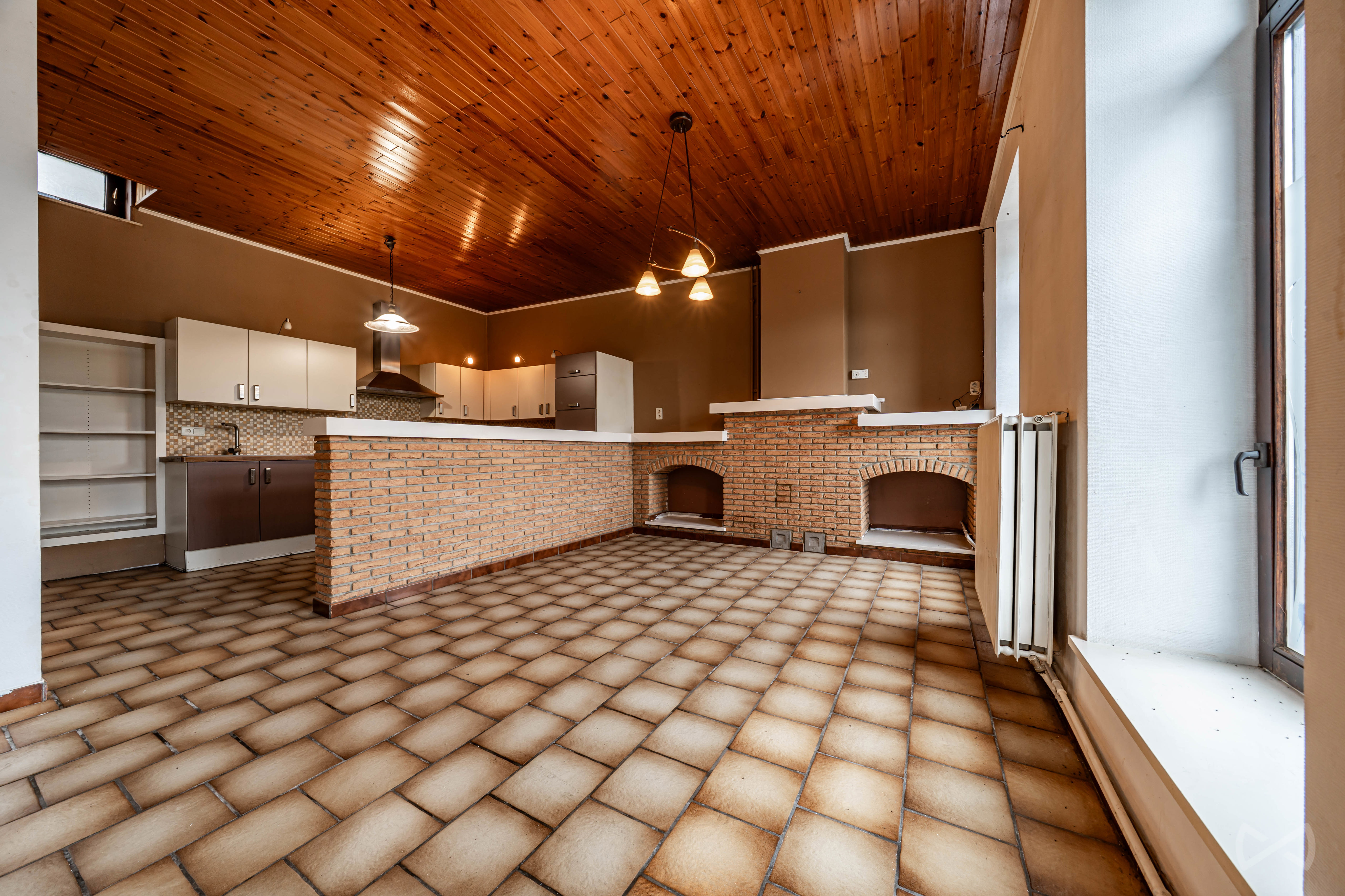 Photo 4 sur 4 pour Immeuble mixte de six chambres à Ghislenghien