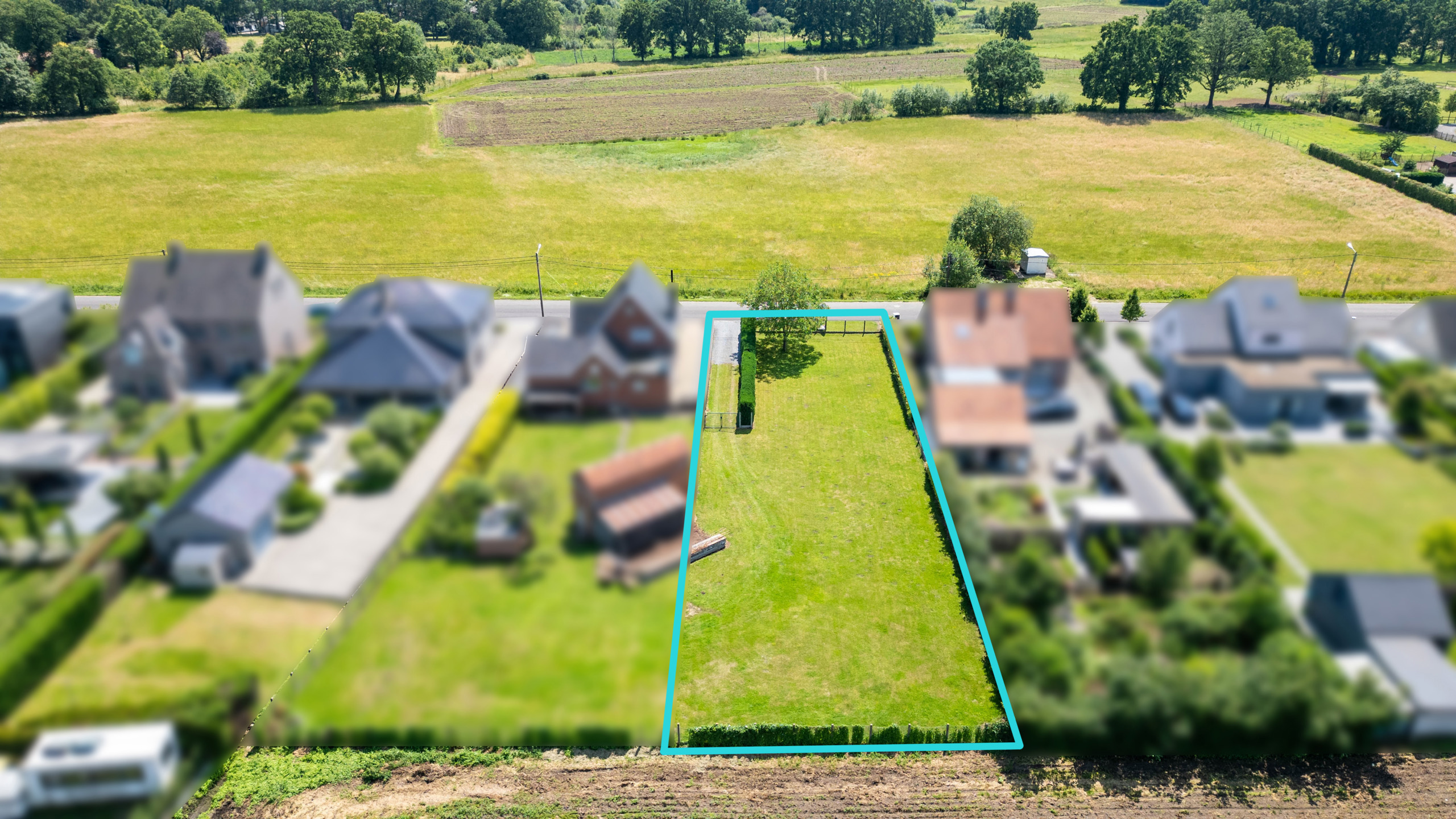 Picture 2 of 2 for Building ground in Beringen