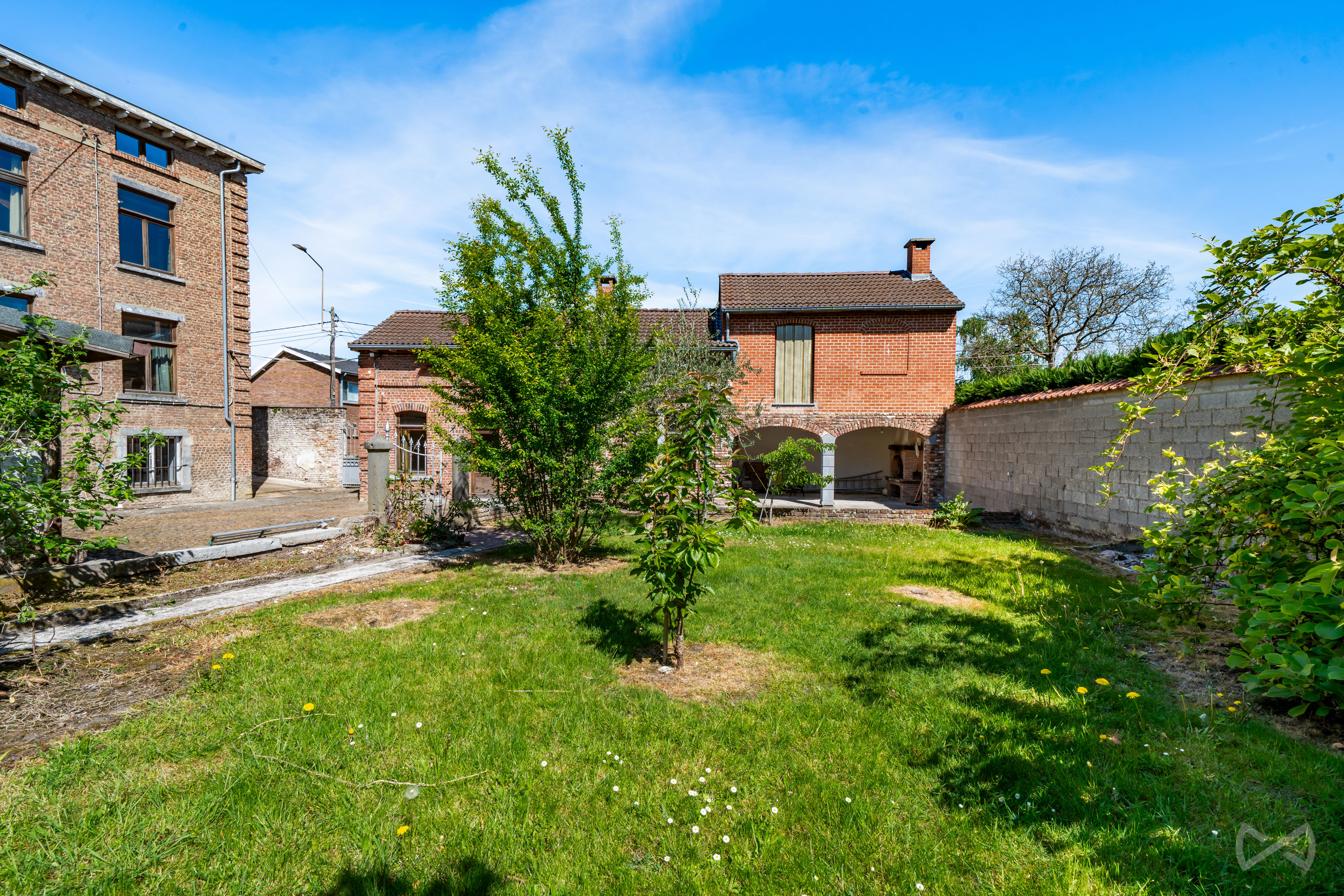 Picture 4 of 4 for House with six bedrooms in Thuin