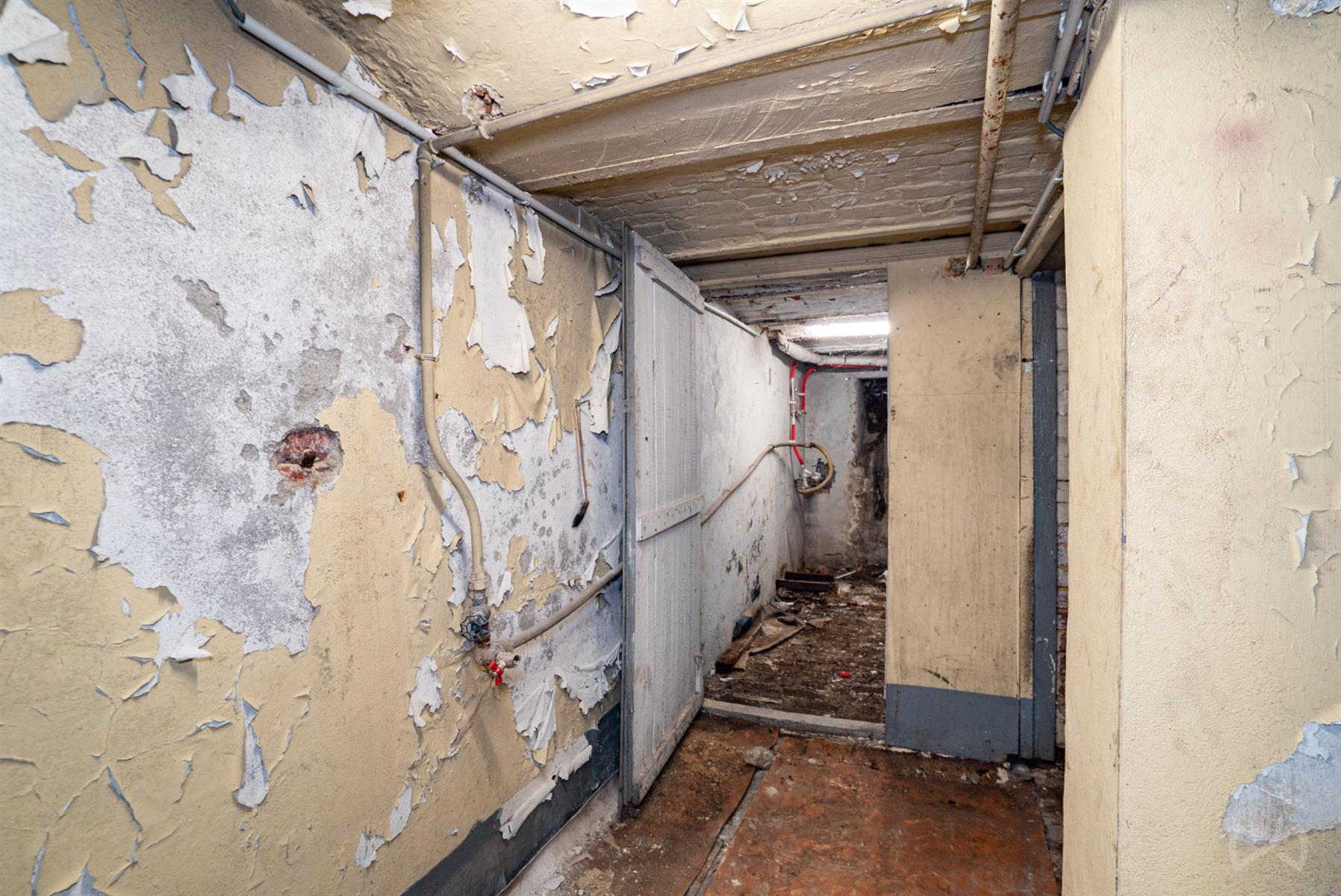 Picture 4 of 4 for Multi-purpose building in Marcinelle