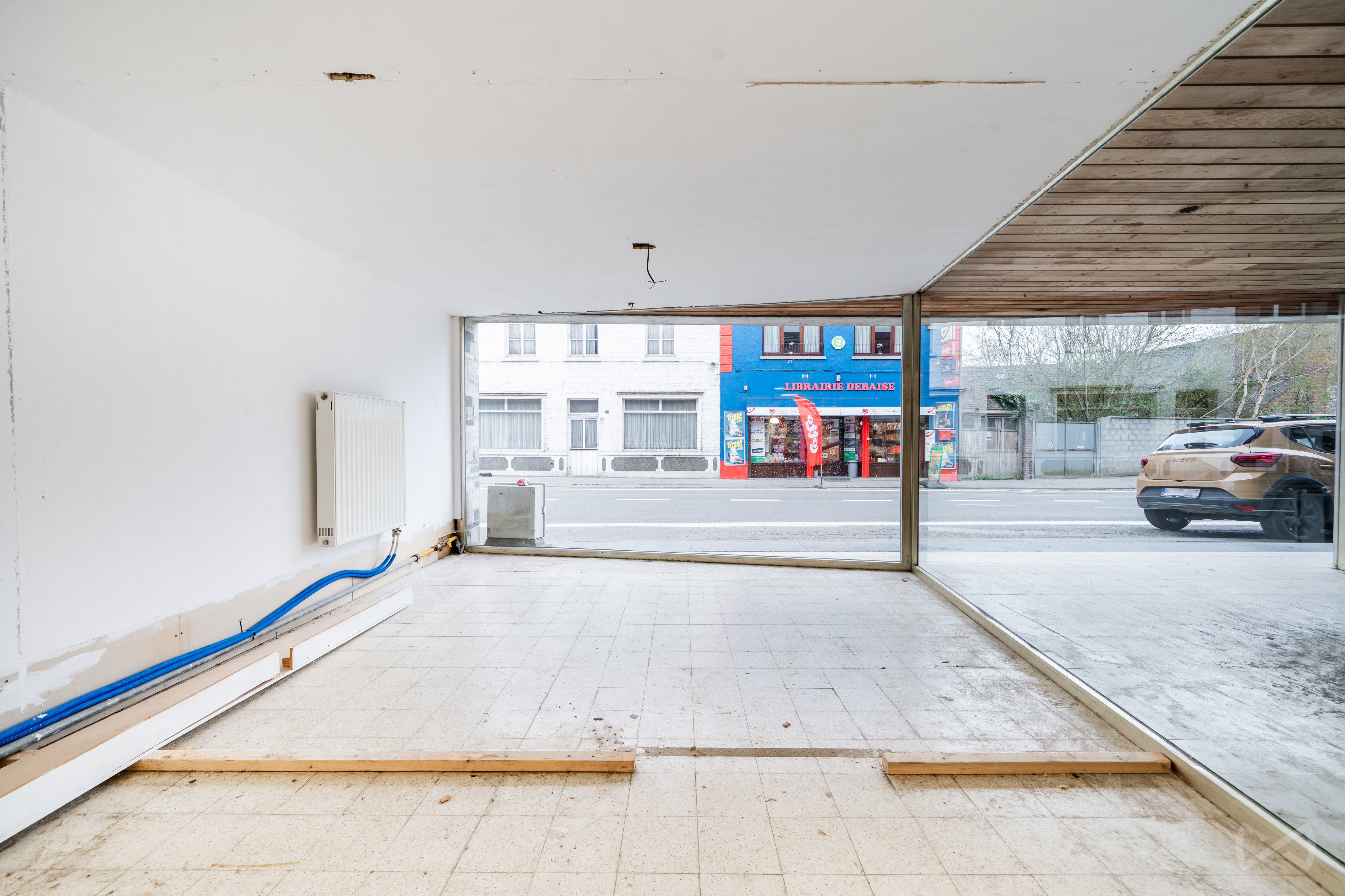 Picture 3 of 4 for Multi-purpose building with three bedrooms in Basècles
