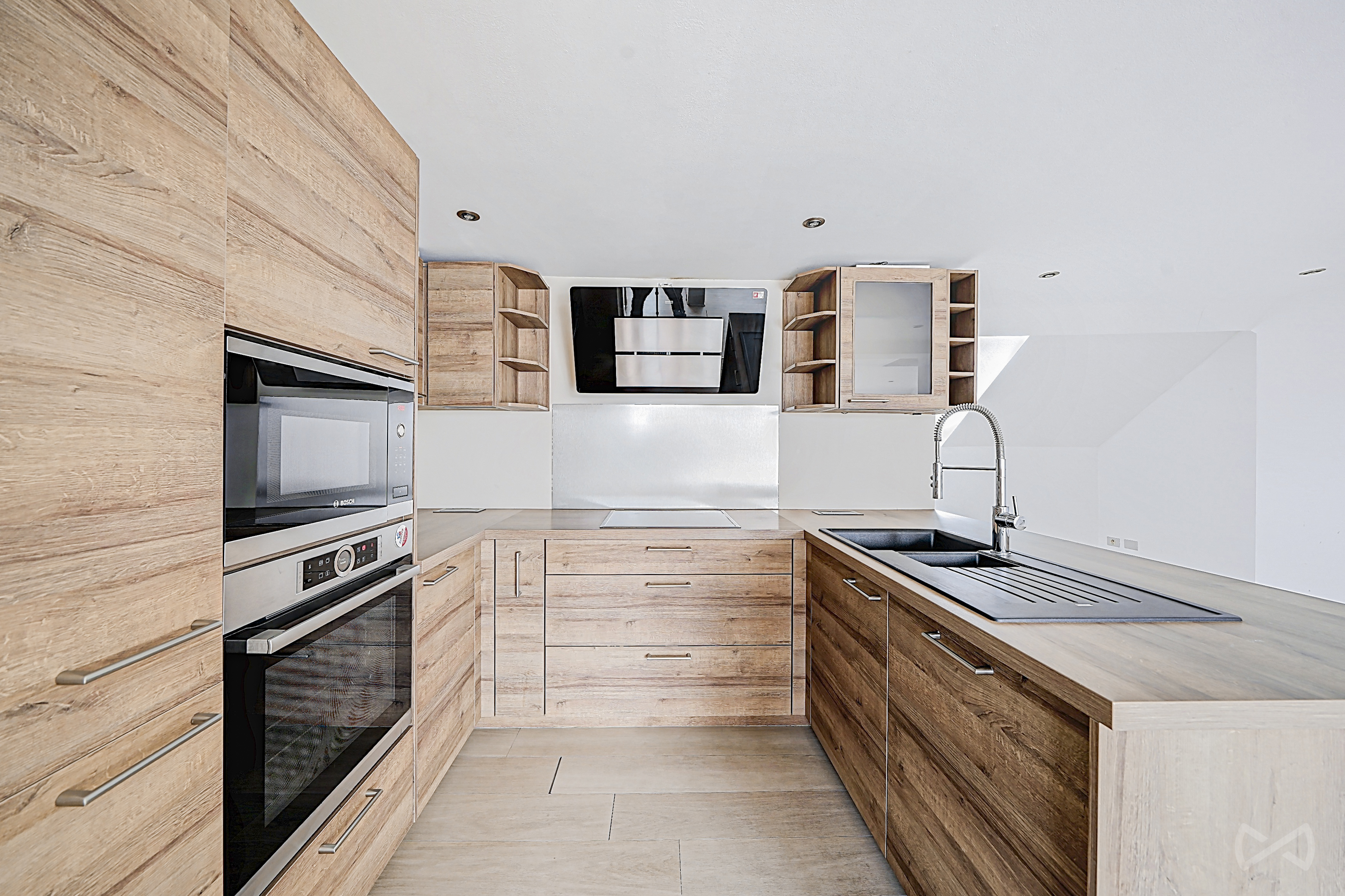 Picture 3 of 4 for Apartment block with four bedrooms in Uccle