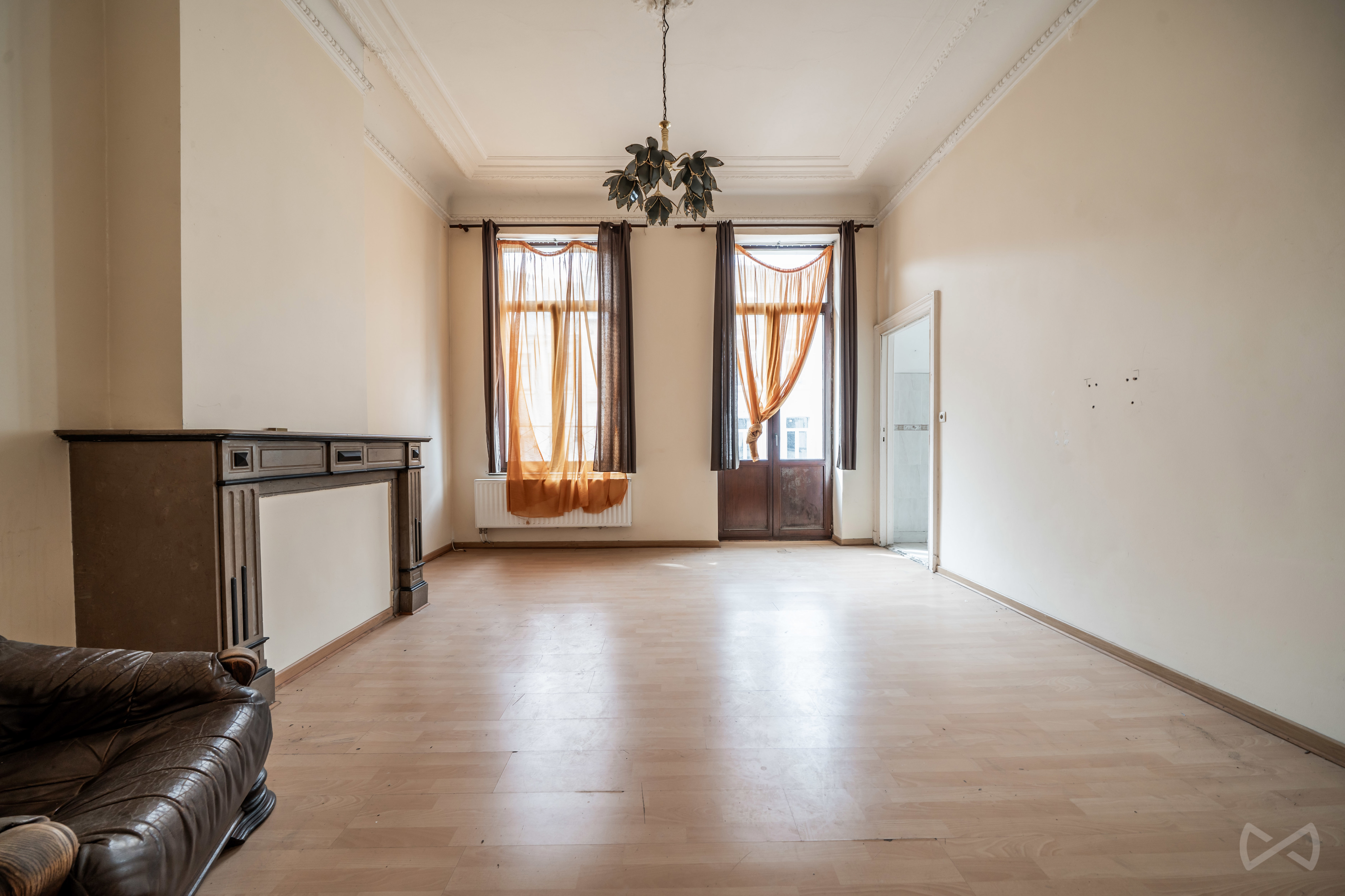 Photo 2 sur 4 pour Immeuble à appartements de neuf chambres à Bruxelles